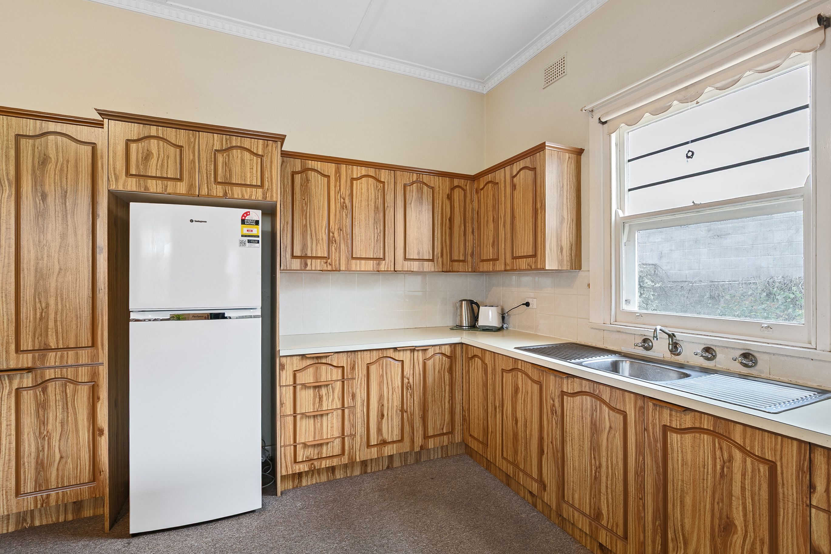 12 Kay Avenue — photo 7 of 21