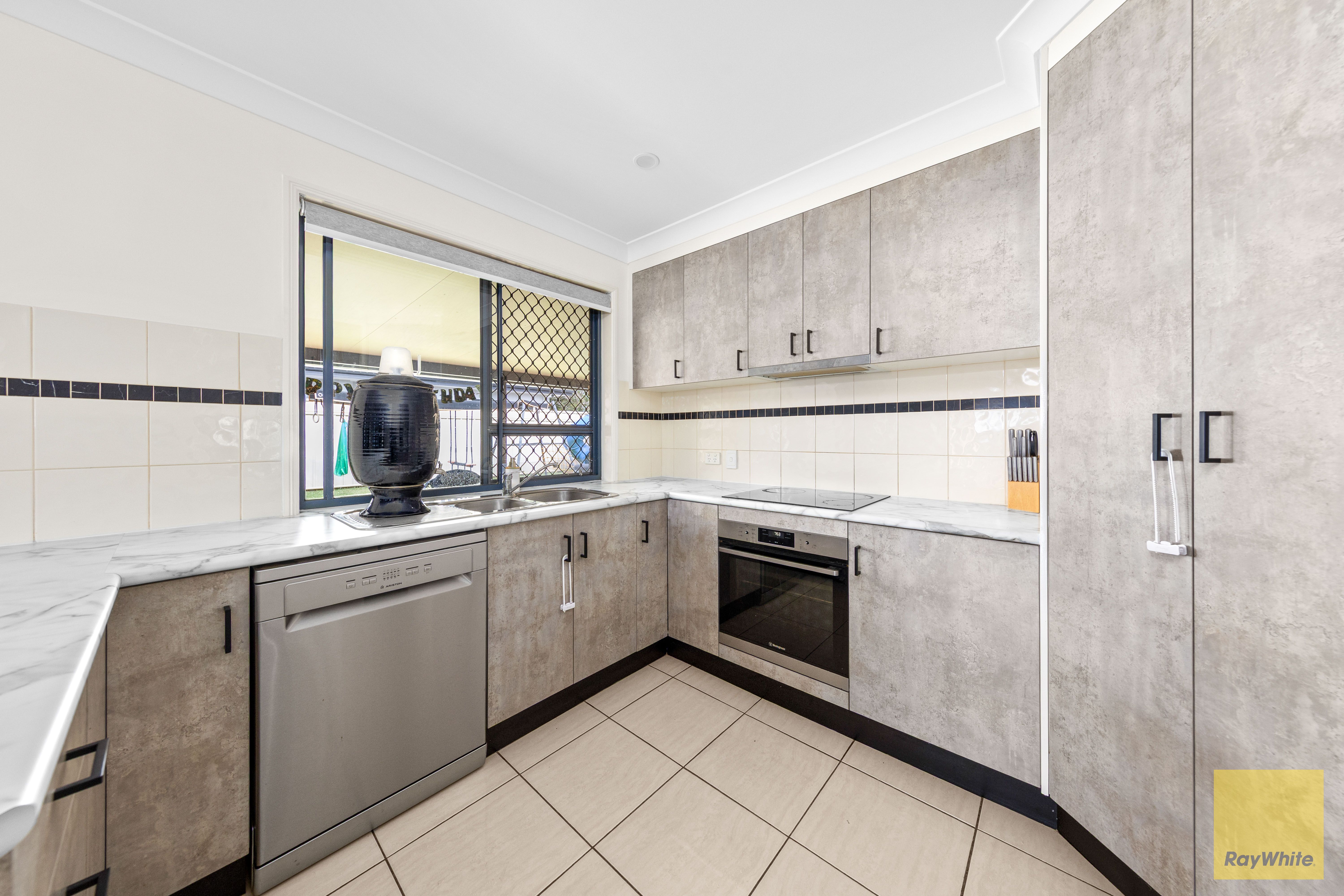 16 Saville Street — photo 9 of 23