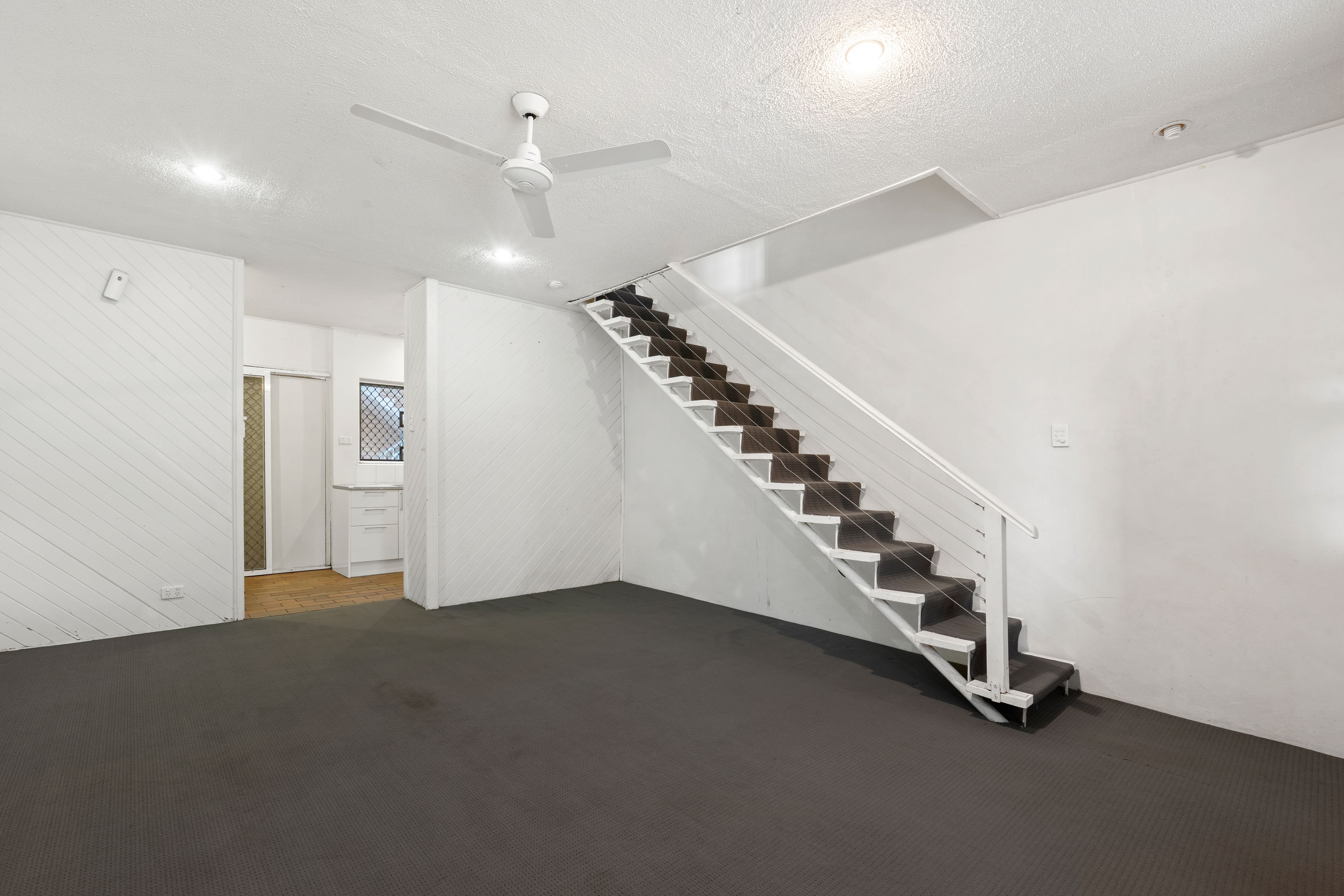 1/49 Surf Parade, Broadbeach, QLD 4218