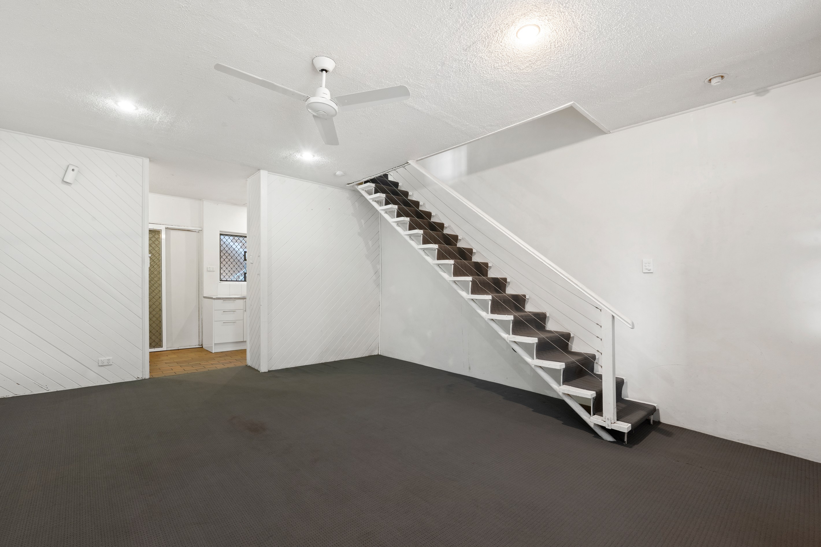 1/49 Surf Parade, Broadbeach, QLD 4218