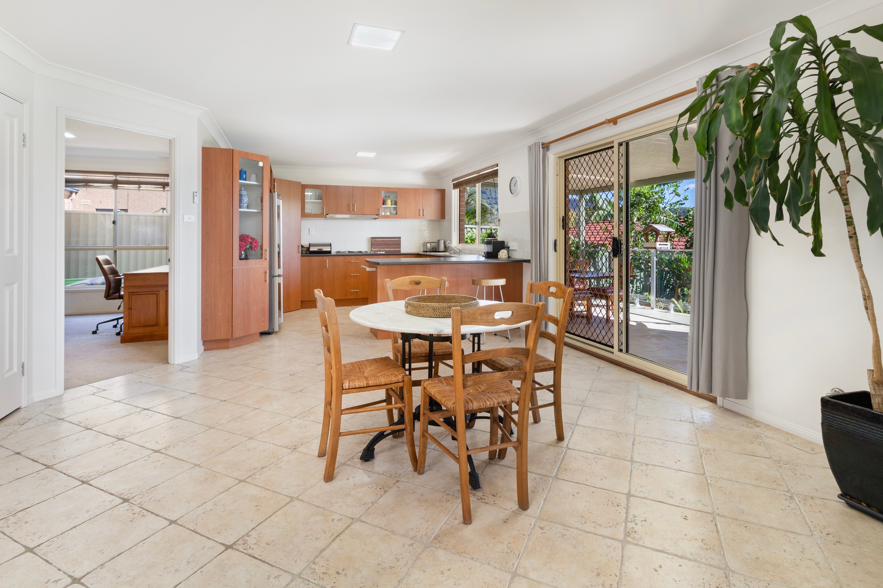 18 Mortlock Drive, Albion Park, NSW 2527