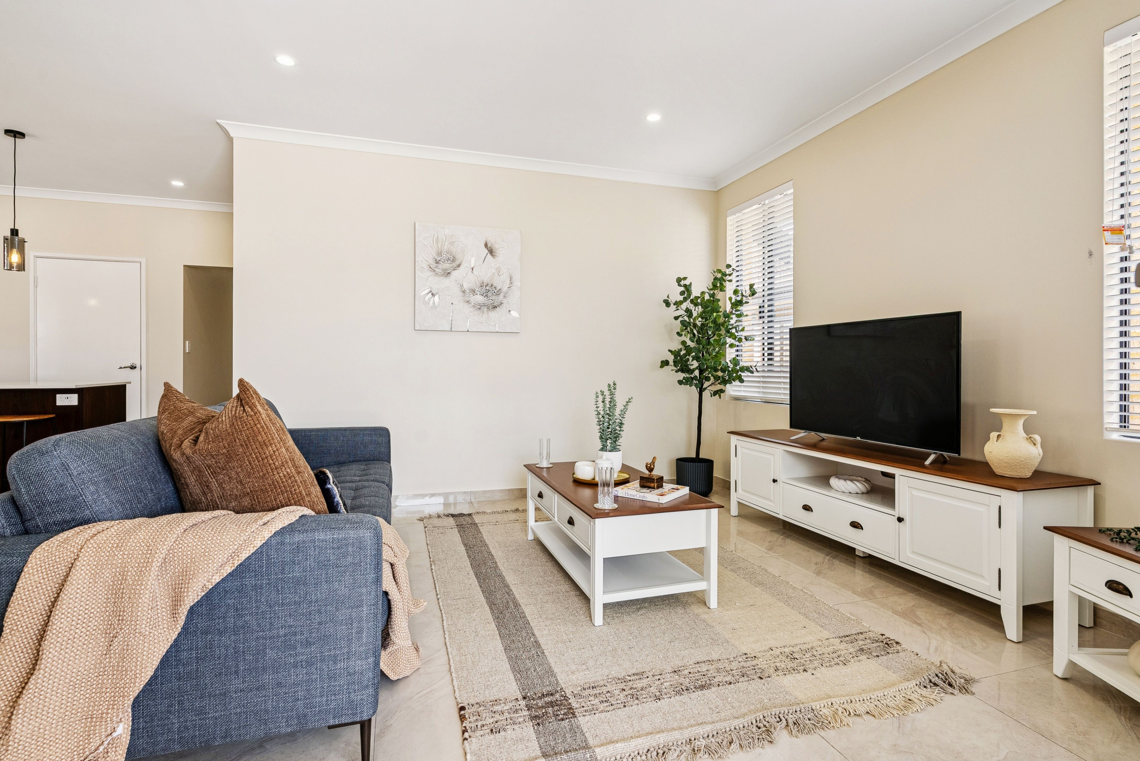 25 Torino Crescent — photo 9 of 30