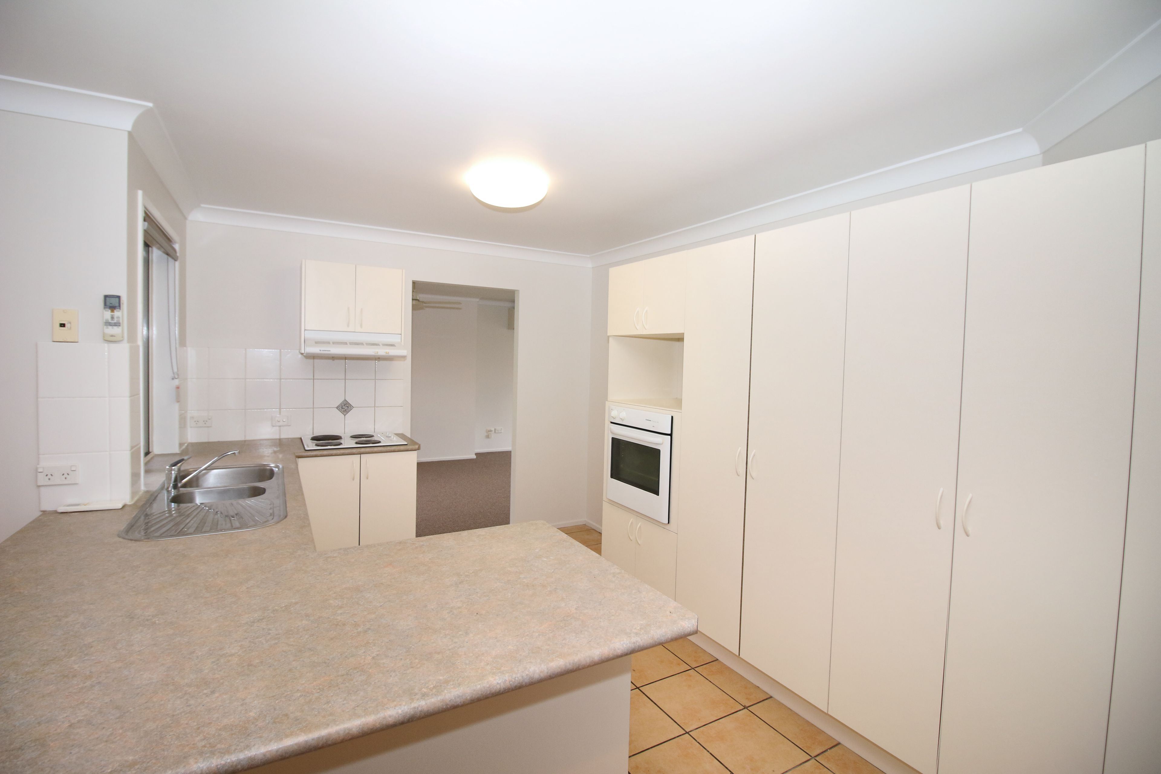 21 Dickenson Place, Kirwan, QLD 4817