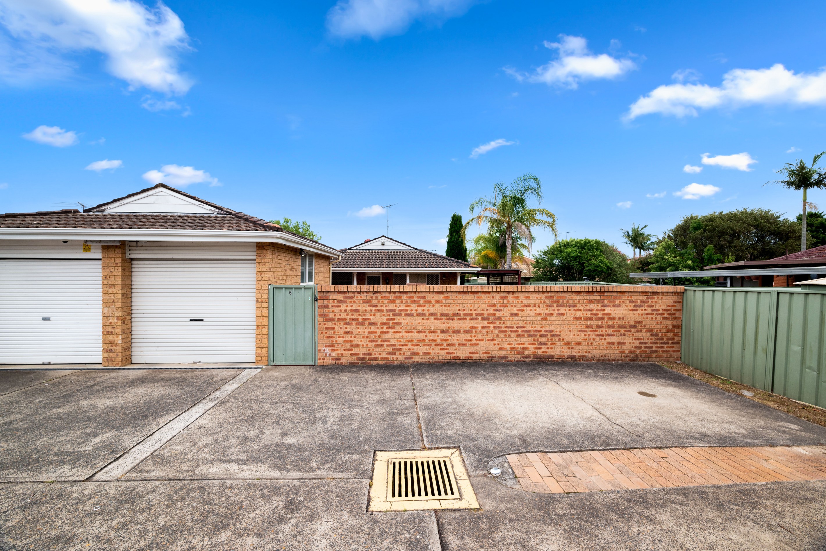 6/209 Harrow Road, Glenfield, NSW 2167