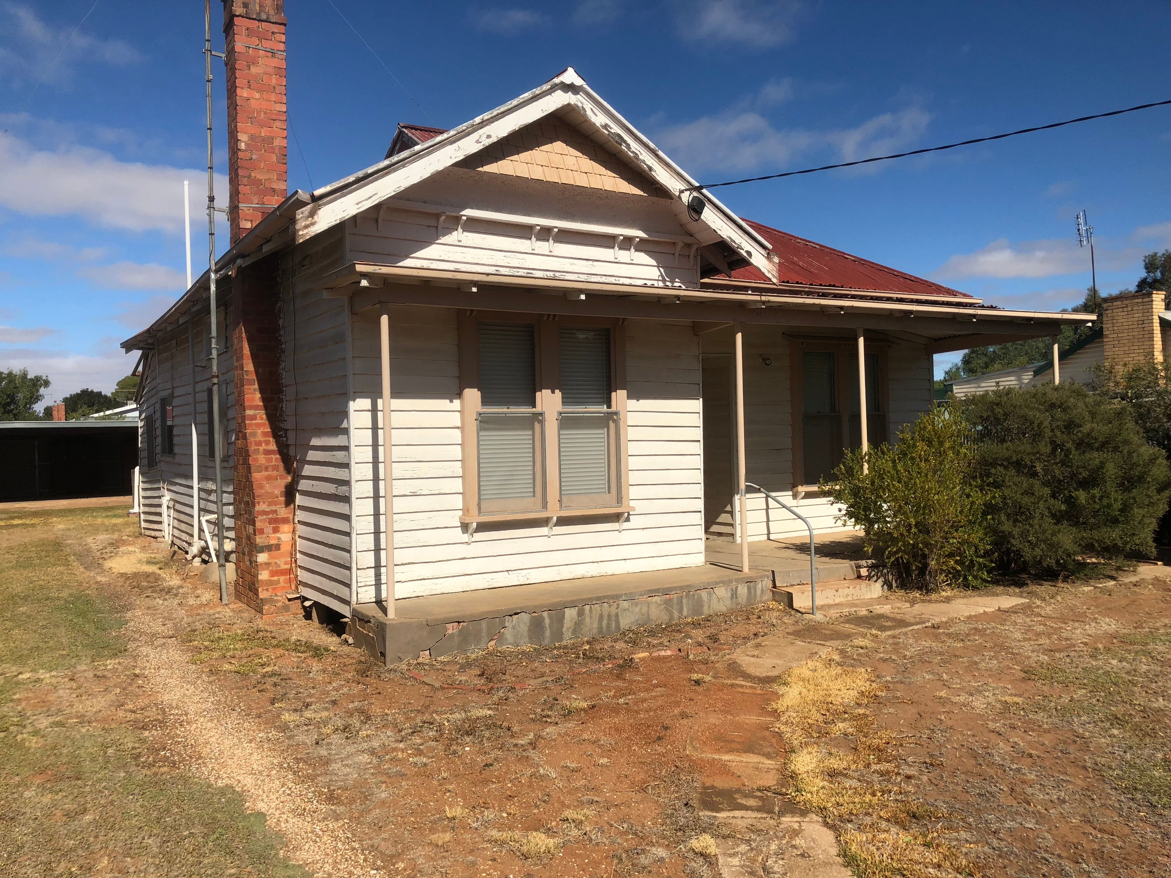 26 Cave Street, Donald VIC 3480