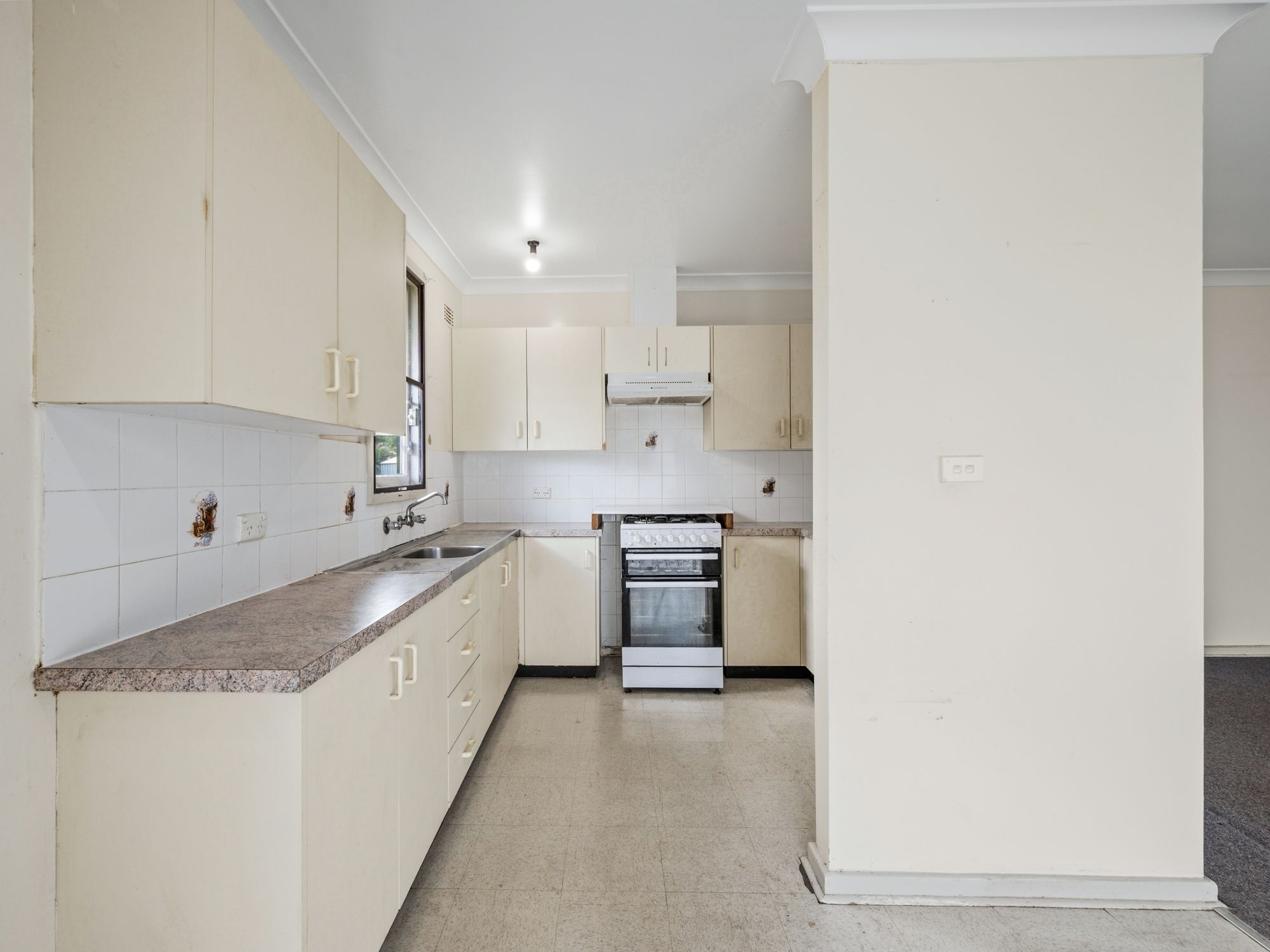 30 Docharty Street — photo 5 of 10
