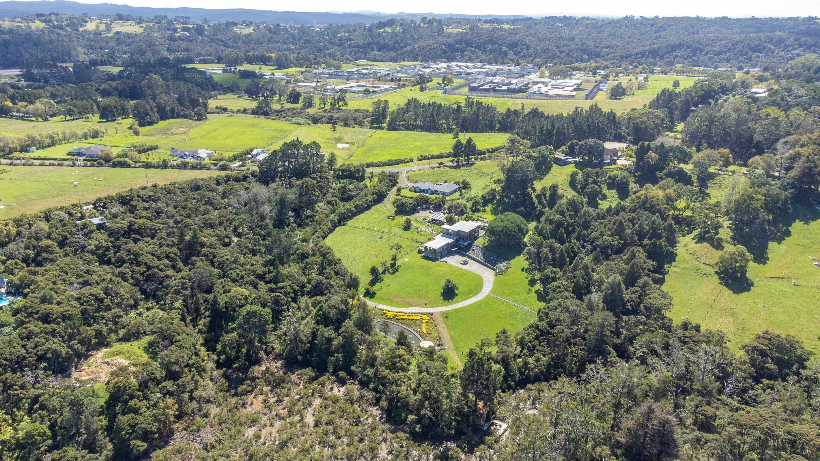 42 Merewhira Road, Paremoremo, North Shore City