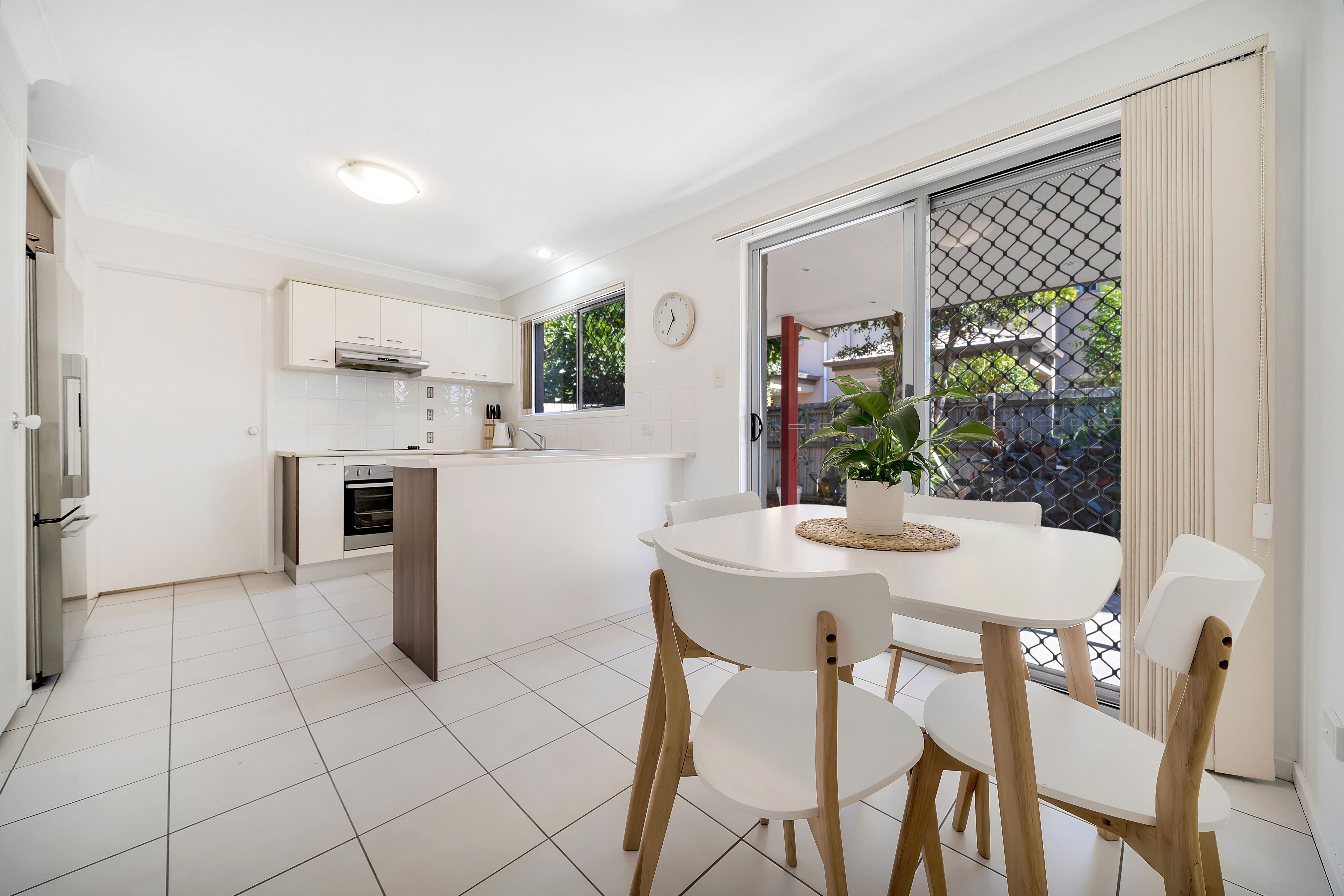 15/6-32 University Drive, Meadowbrook, QLD 4131