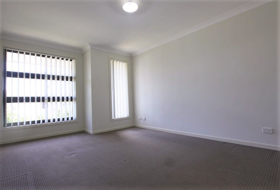 5 Bartlett Street, Oran Park, NSW 2570
