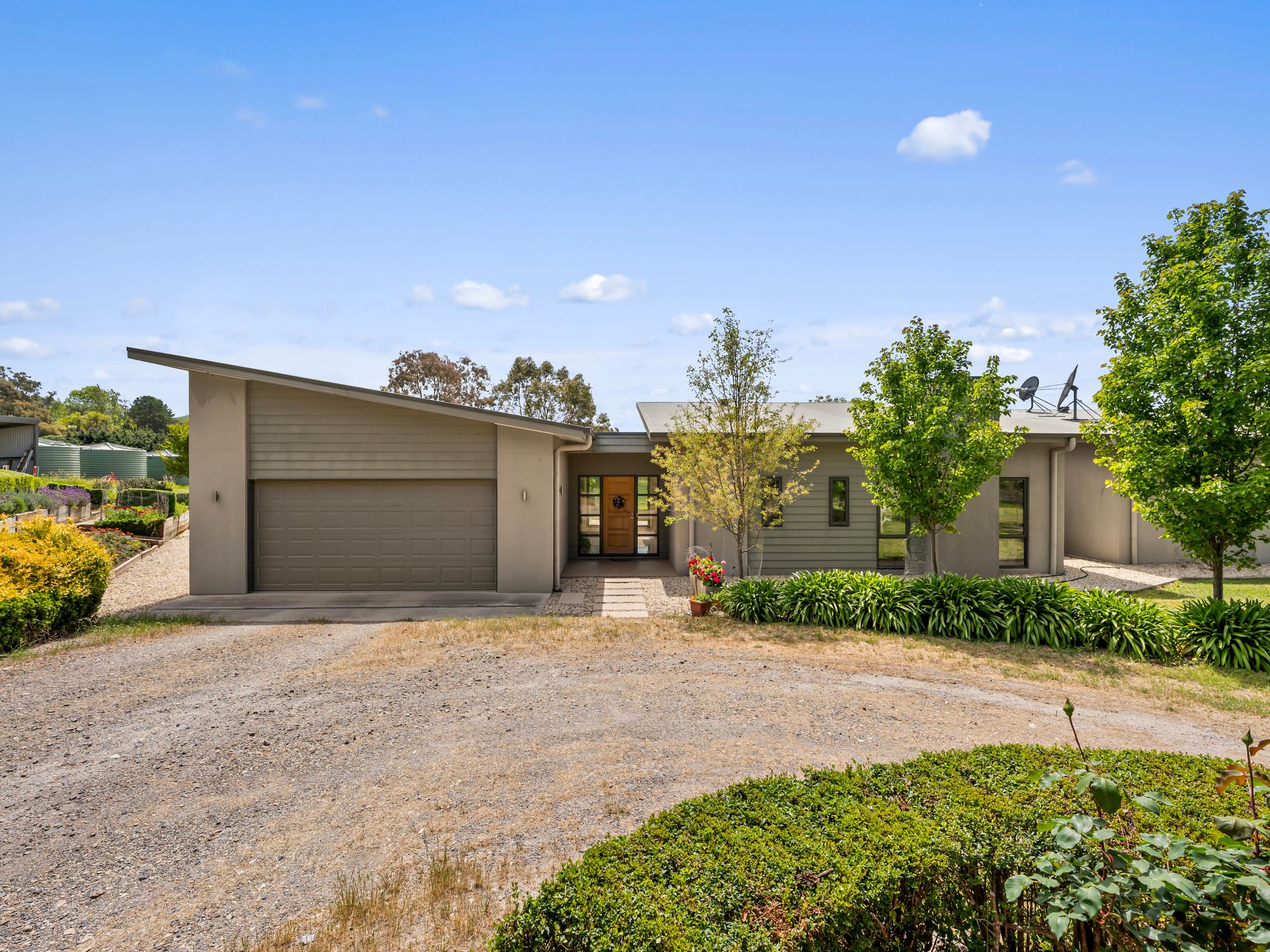32 Larkin Road — photo from Ray White Benalla