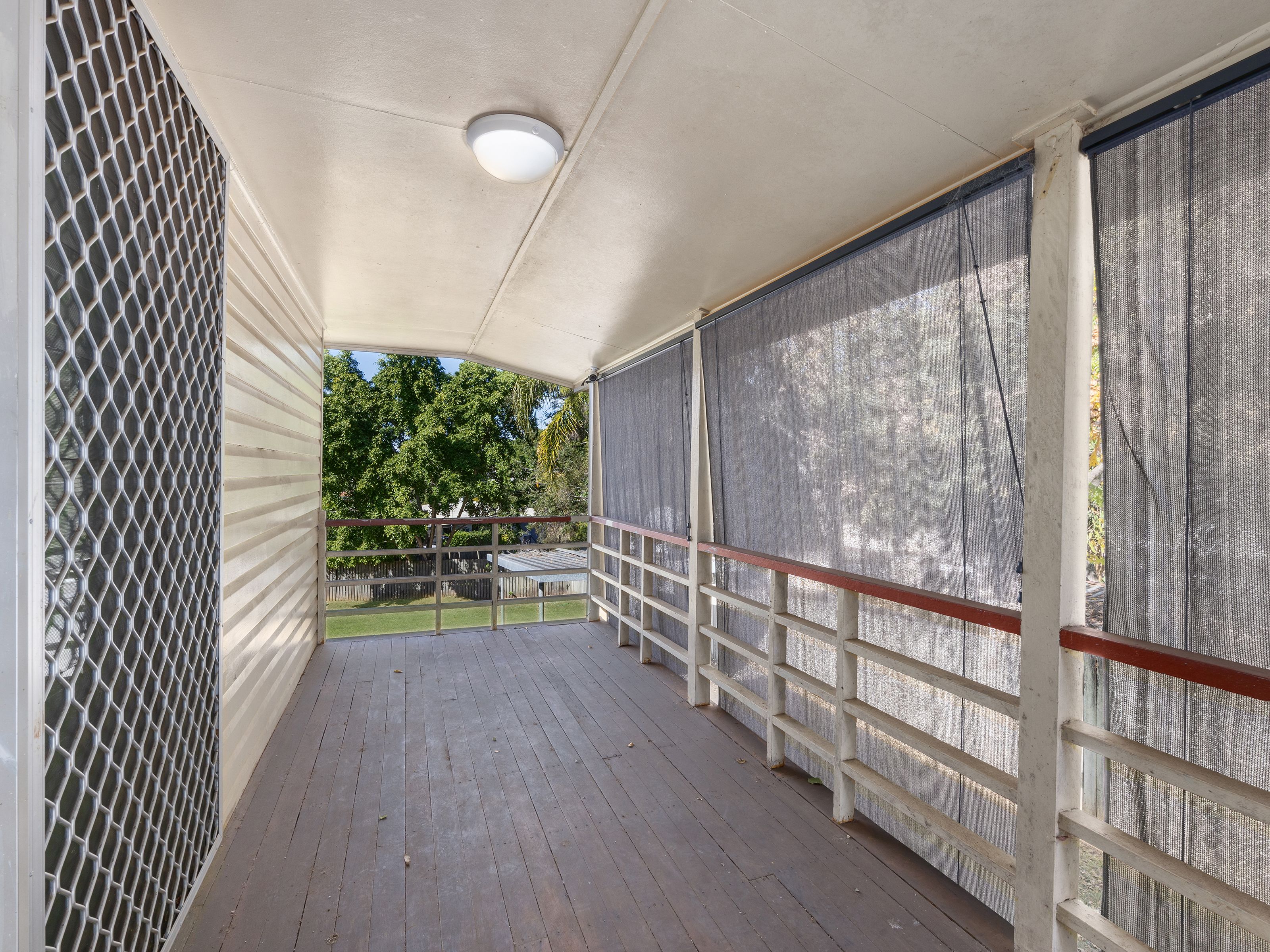 9 Wentworth Street, Leichhardt, QLD 4305