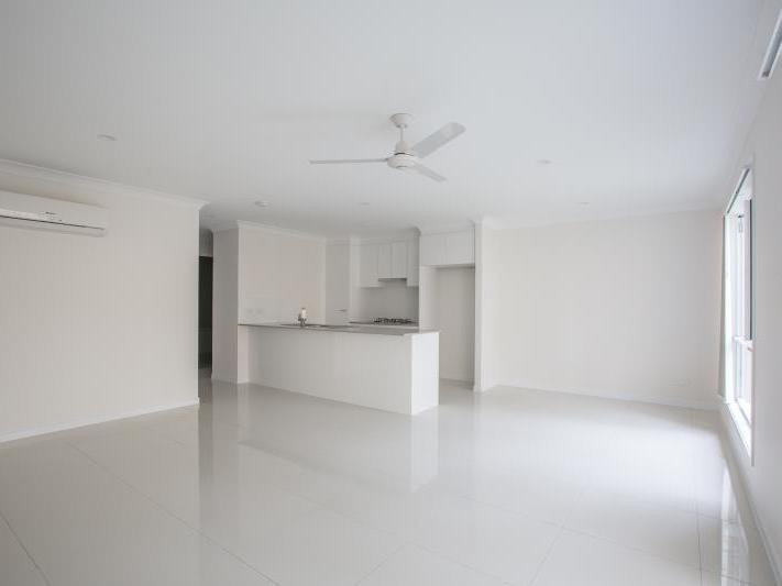 1/28 Lauenstein Crescent, Pimpama, QLD 4209