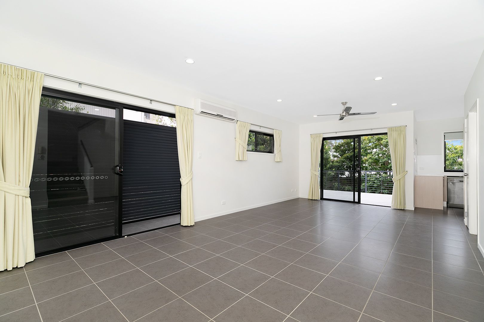 2/28 Hood Street, Sherwood, QLD 4075