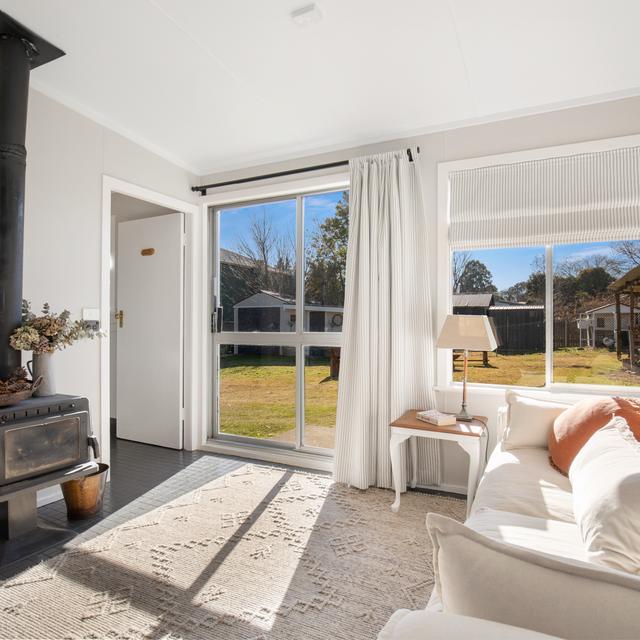 25 Salisbury Street Uralla NSW 2358 Sold House Ray White Armidale 25-salisbury-street-uralla-nsw-2358-sold-house-ray-white-armidale