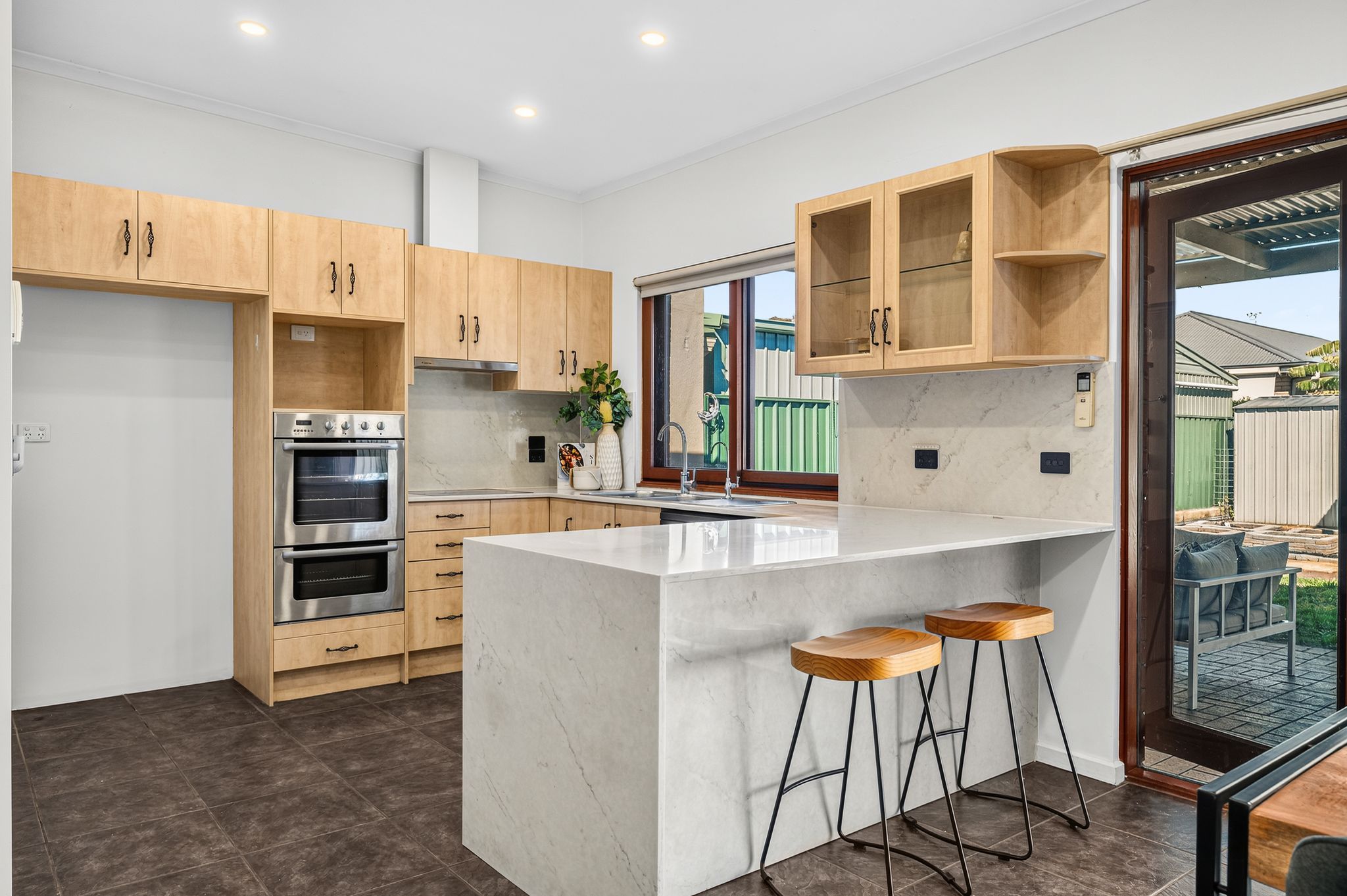 111 Oaklands Road — photo 4 of 19