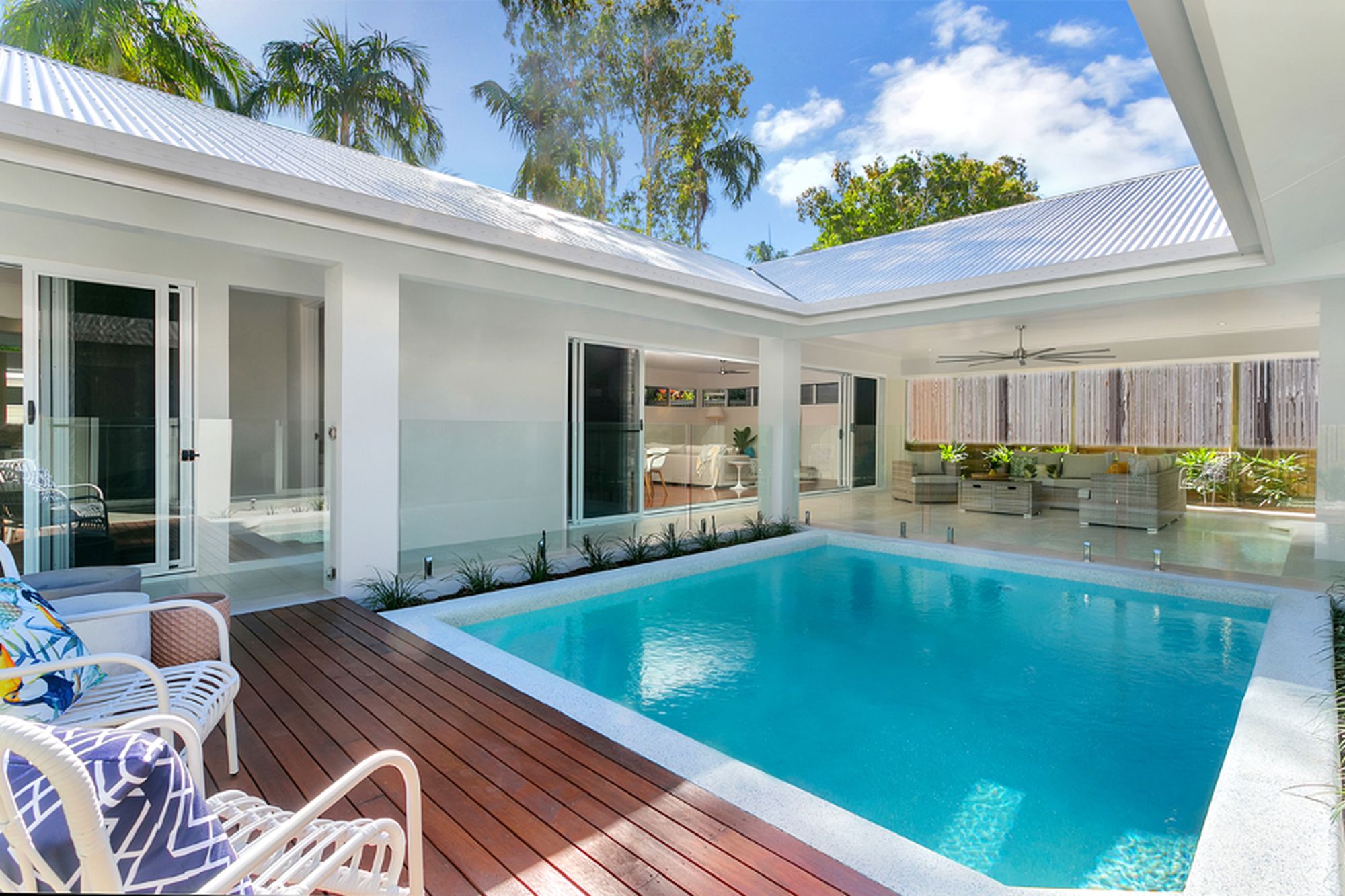 8 Canopy Way, Palm Cove, QLD 4879