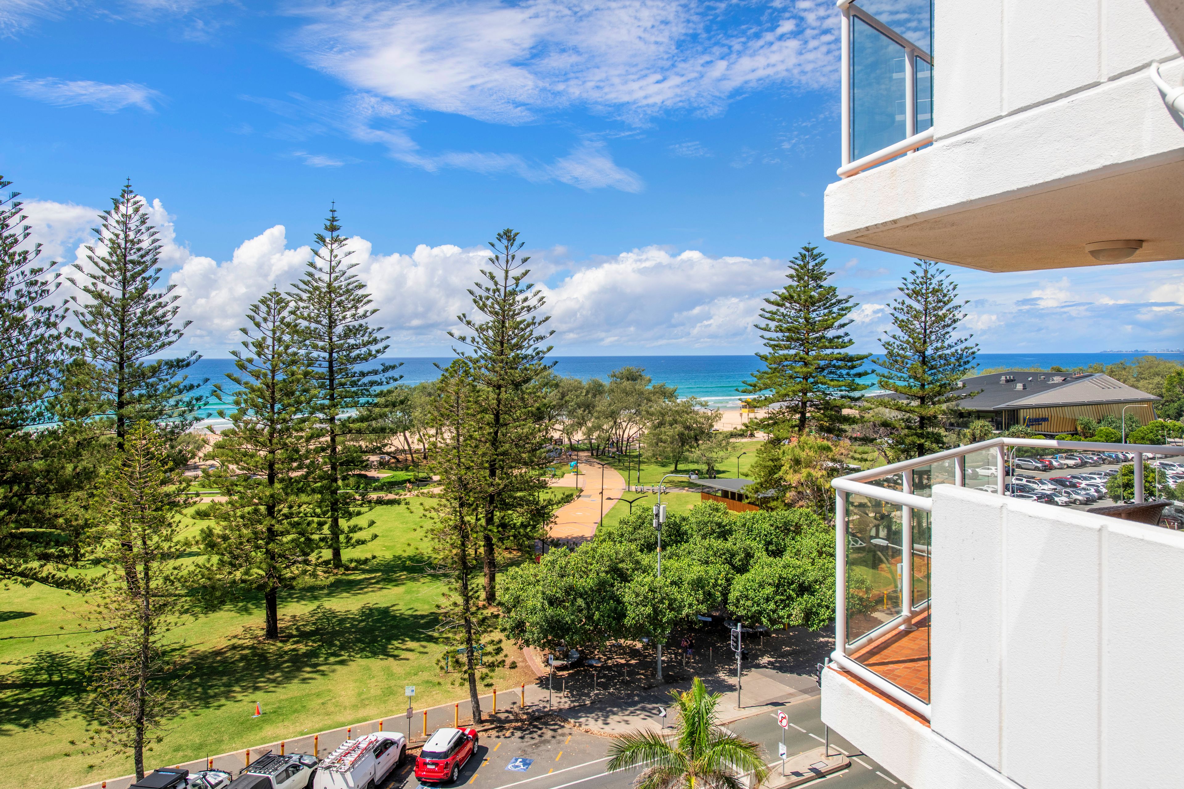 602/157 Old Burleigh Road, Broadbeach, QLD 4218