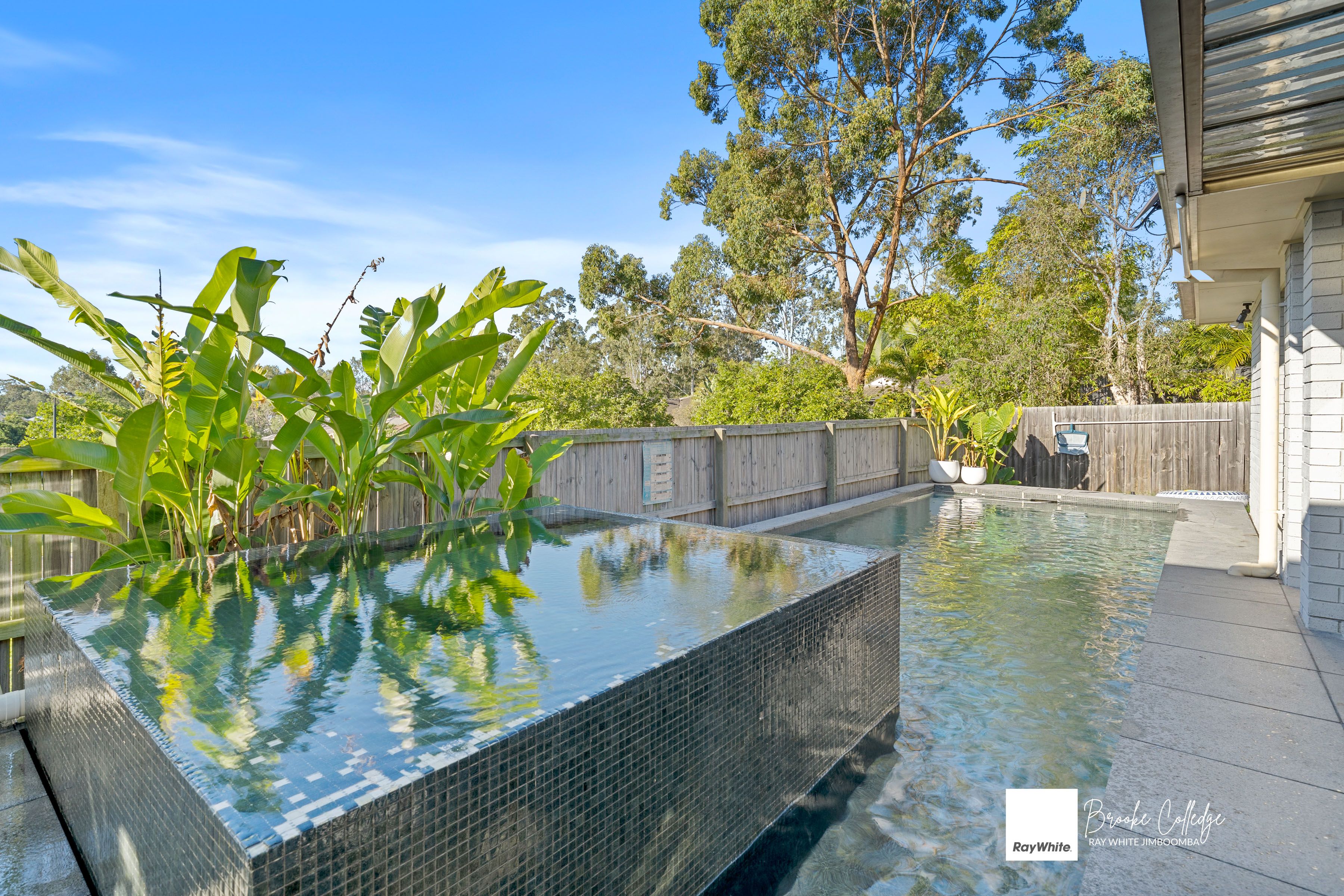 97 Coachwood Drive, FLAGSTONE, QLD 4280