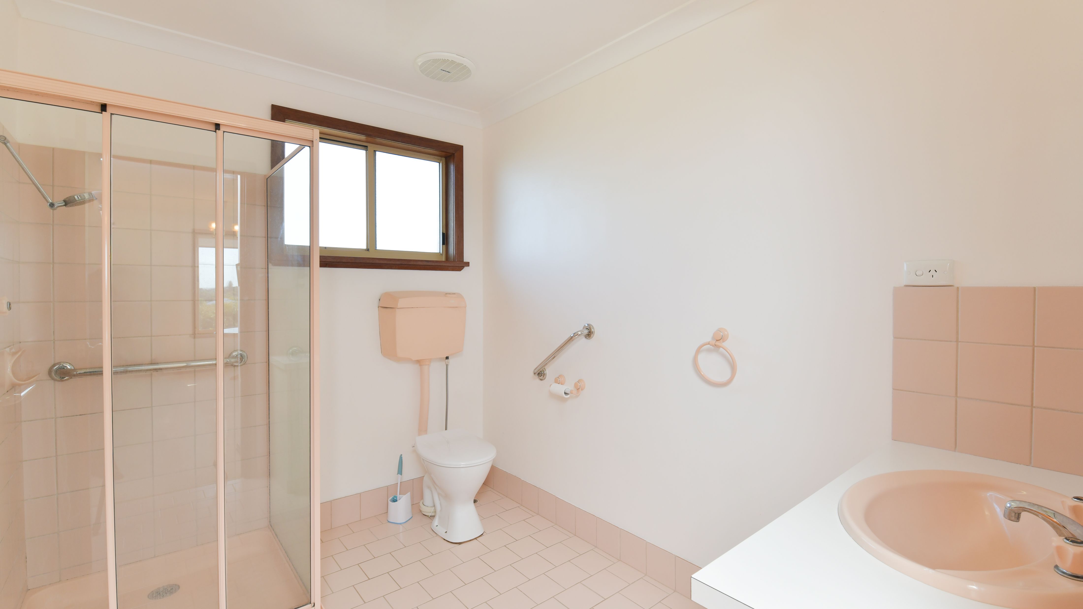 32 Turner Street — photo 17 of 24
