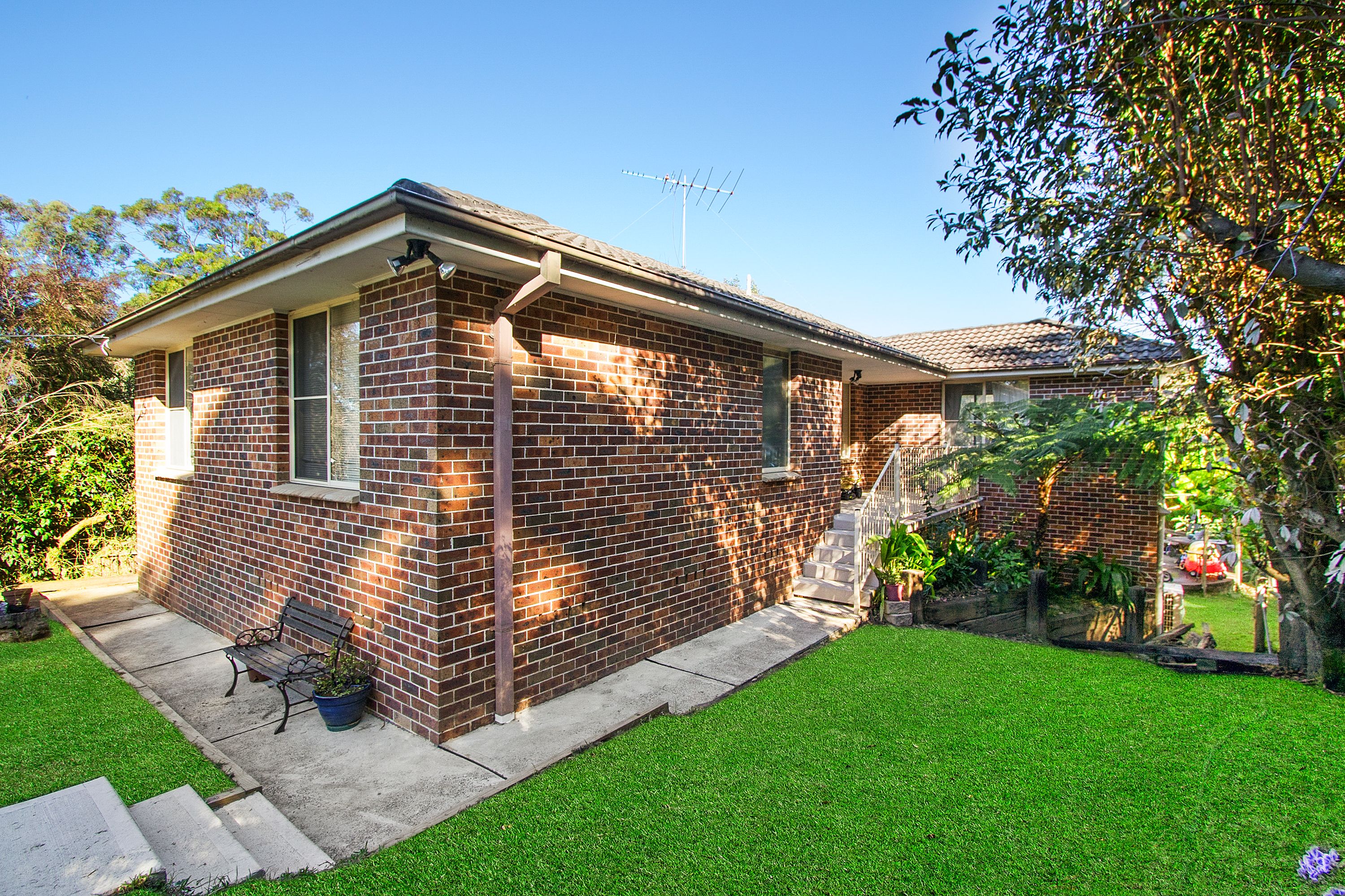 24 Lieutenant Bowen Road