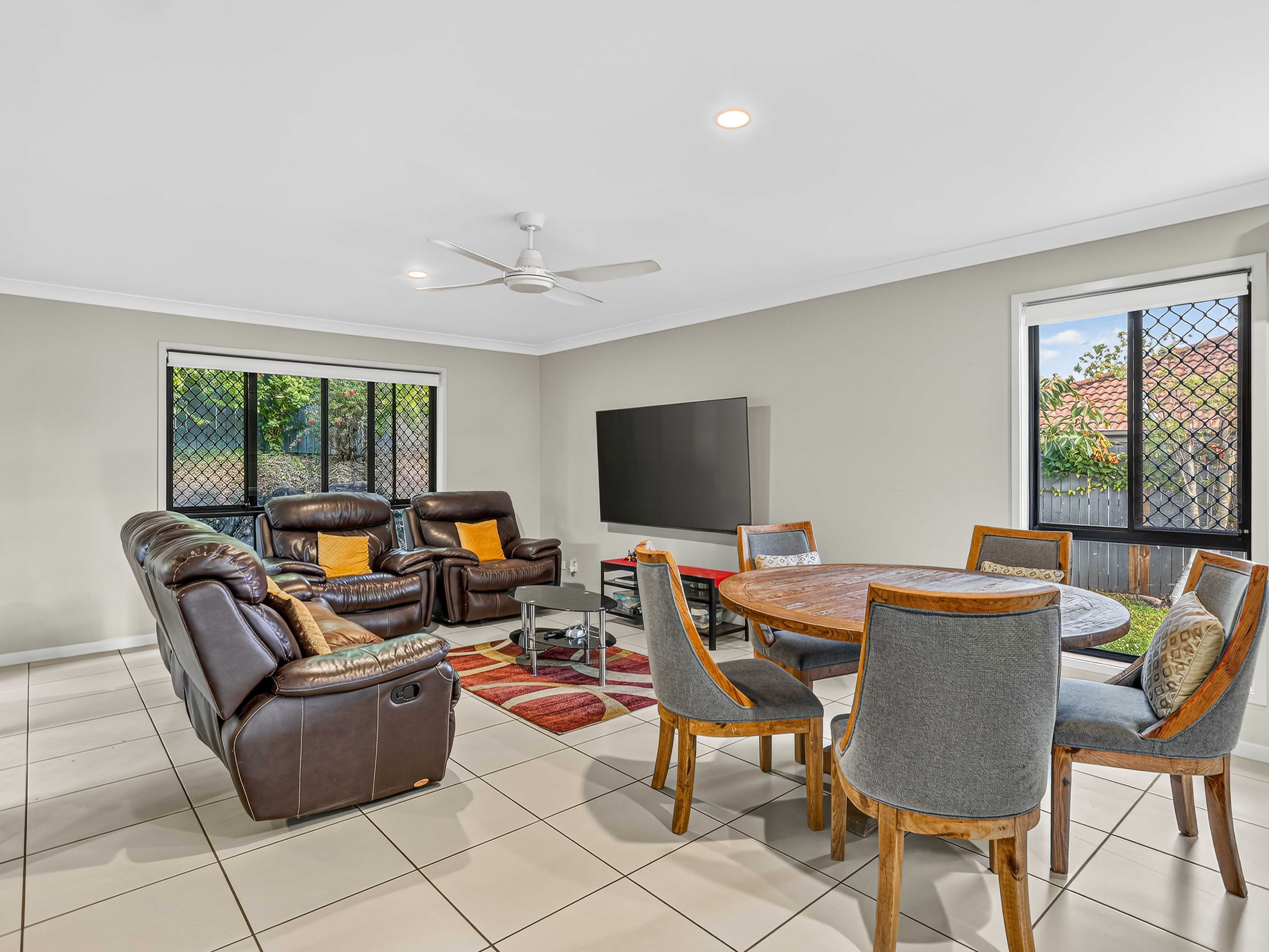 68 Wunburra Circle, Pacific Pines, QLD 4211