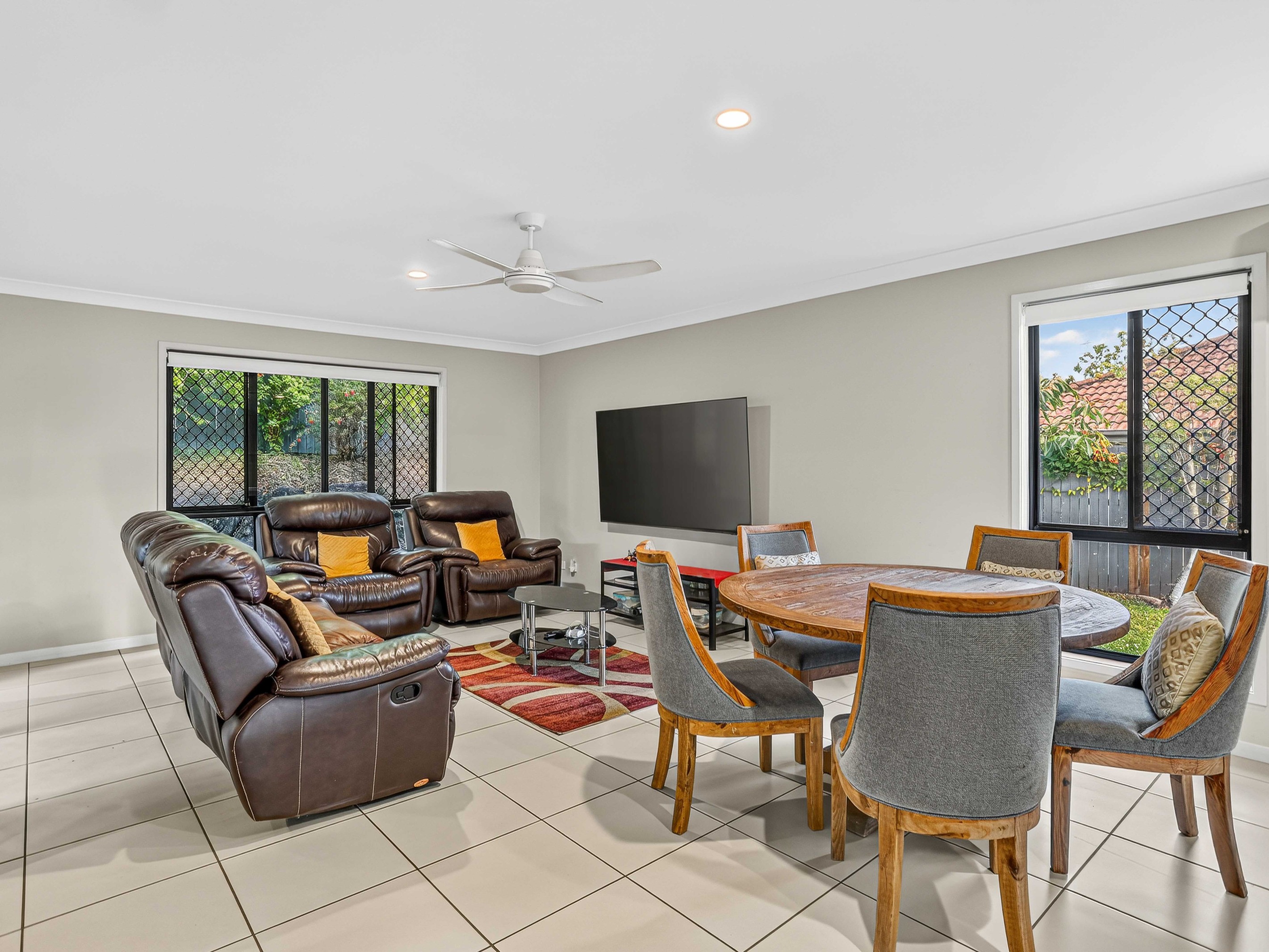 68 Wunburra Circle, Pacific Pines, QLD 4211
