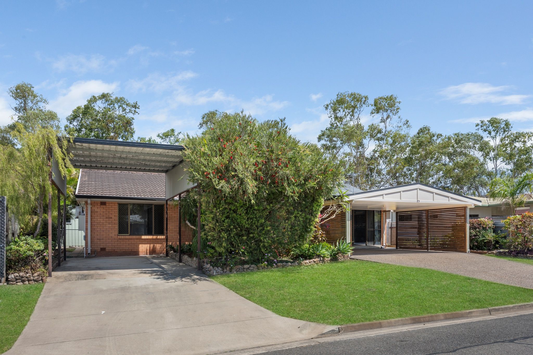37 Casuarina Drive — photo 15 of 17