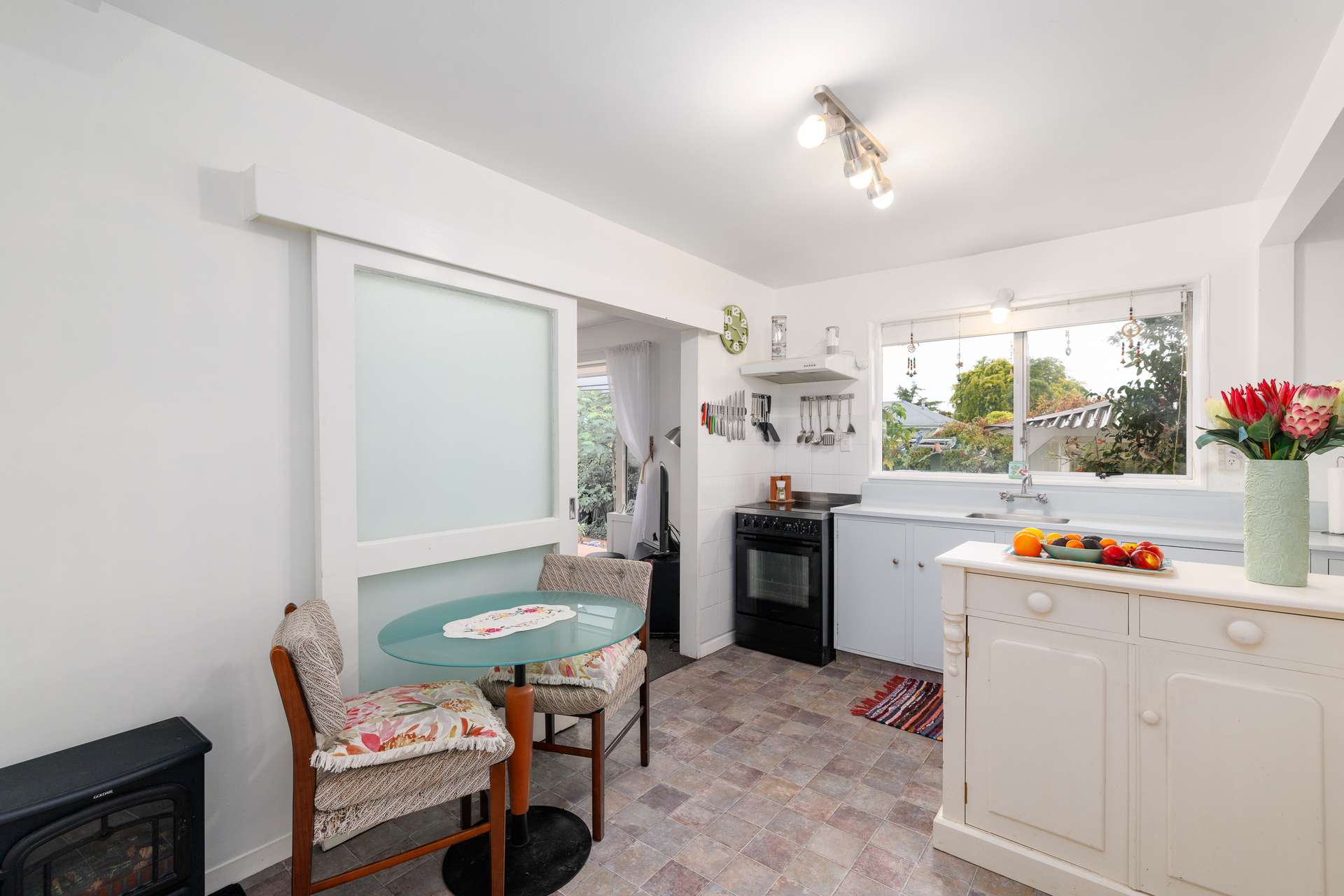 46 Rochester Street photo 8