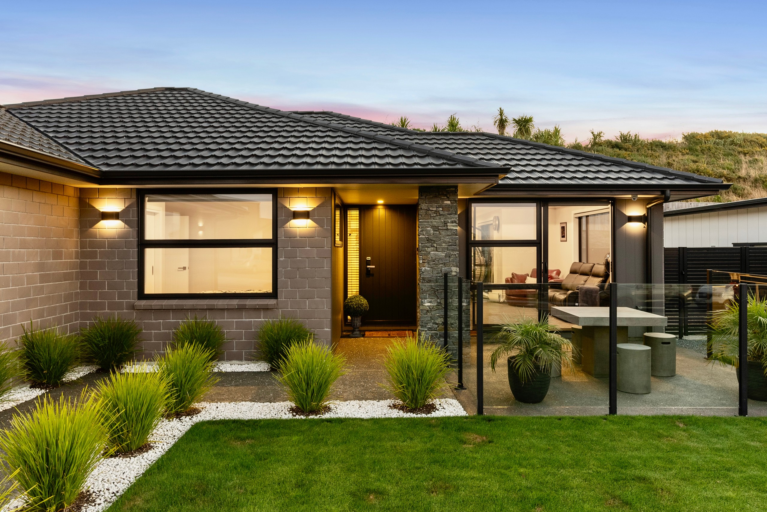 89 Queen Charlotte Drive, Aotea, Porirua City