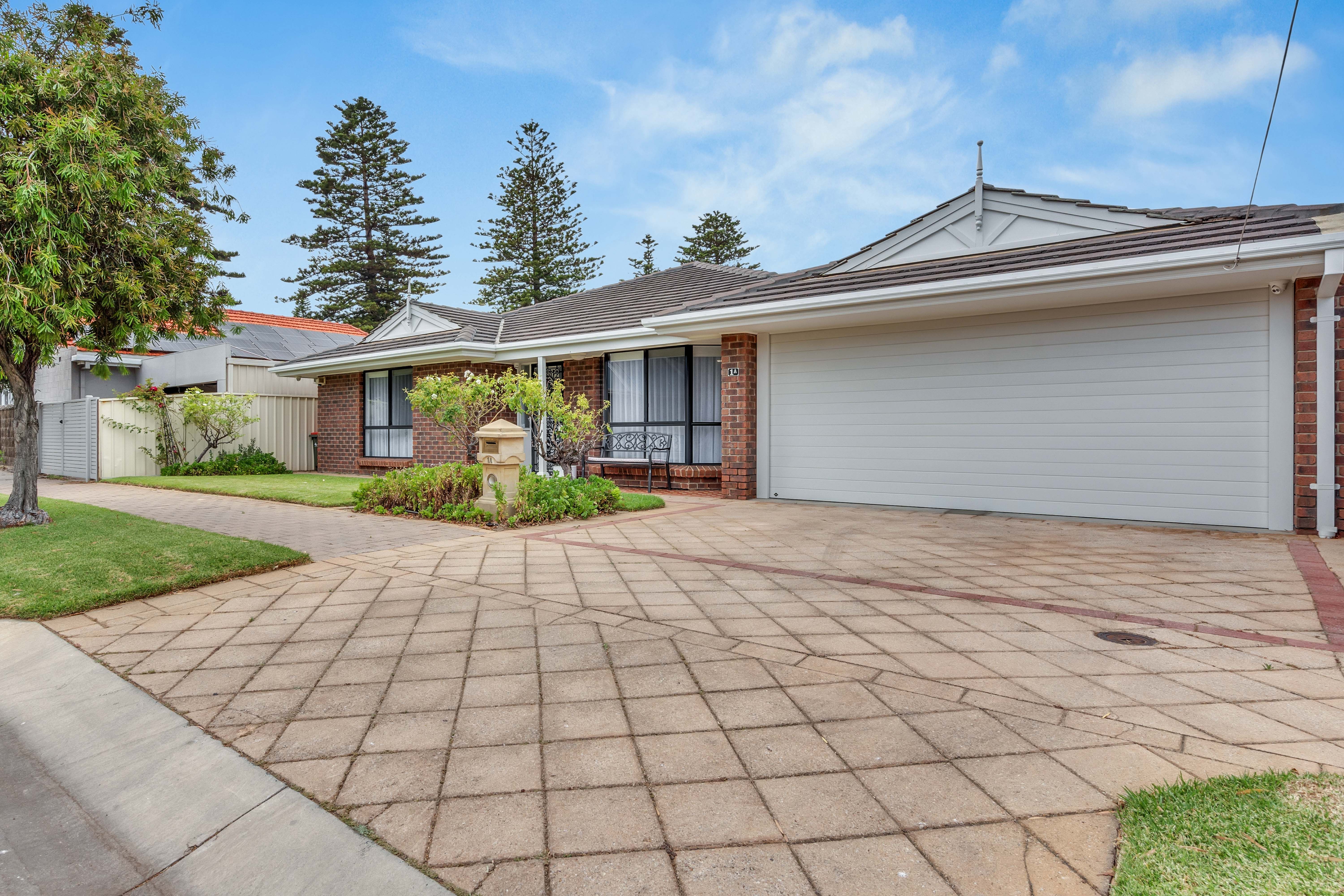 1A Rothesay Avenue, Glenelg North, SA 5045