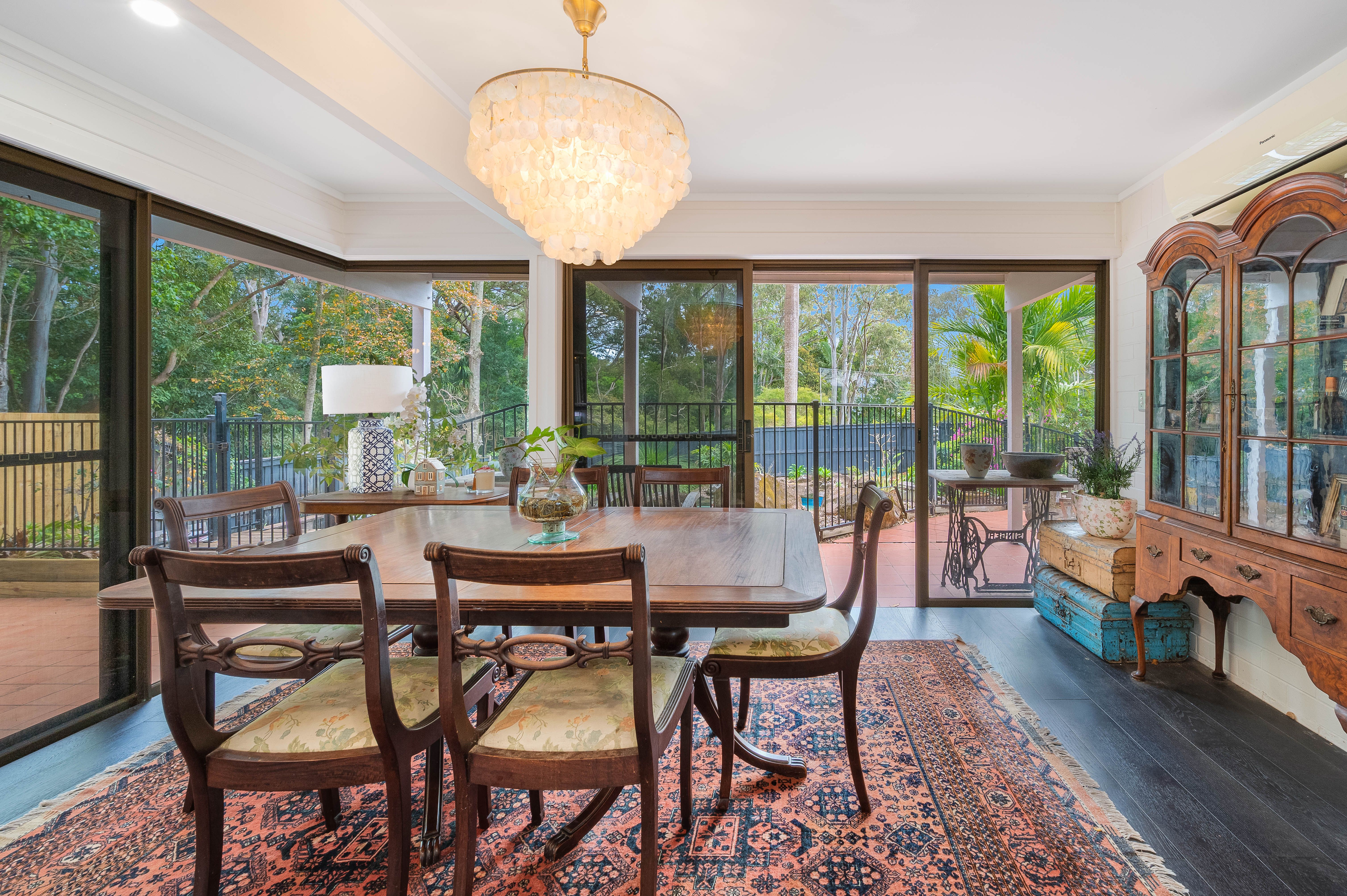 13 Park Lane — photo 4 of 16