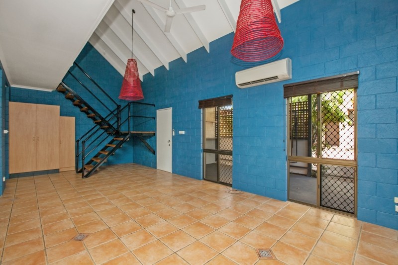 2/8 Winston Avenue, Stuart Park, NT 0820