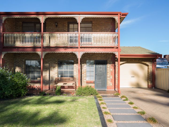 4B Revere Drive, North Haven, SA 5018