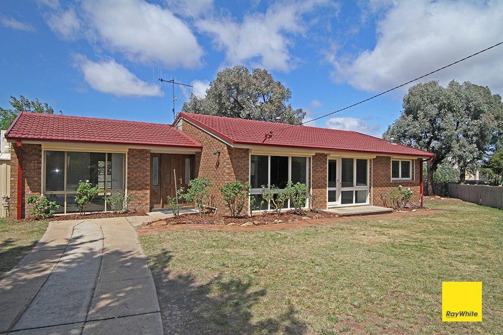 5 Mathews Place