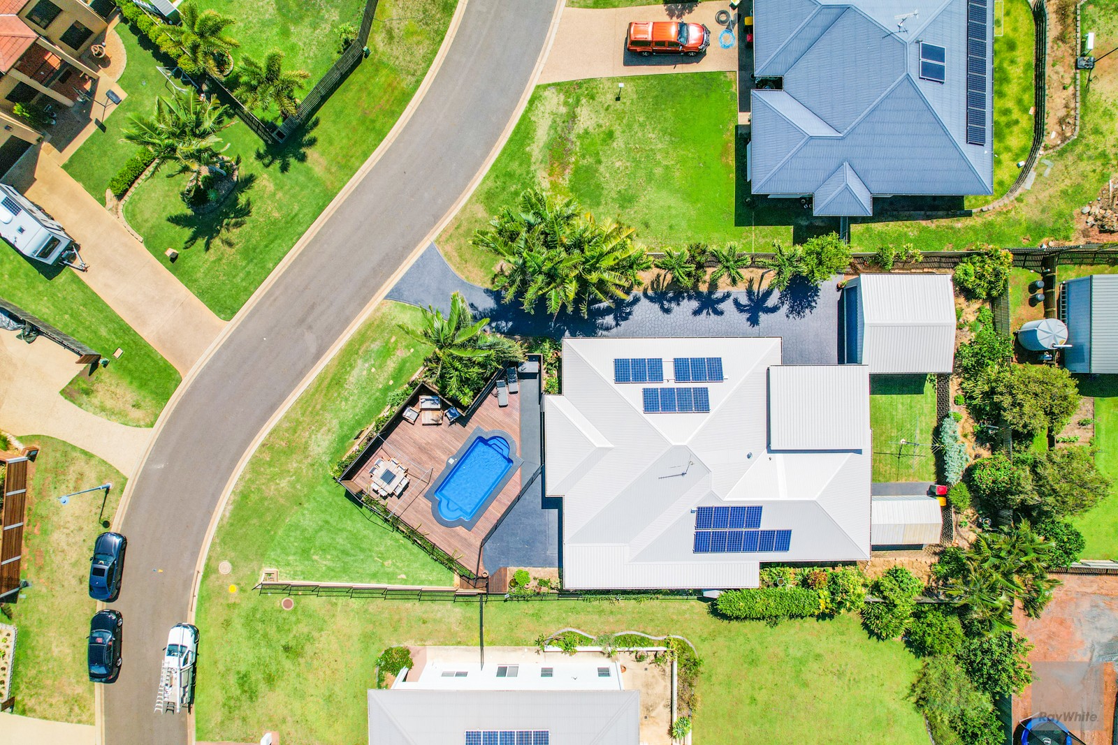 7 Miami Crescent, Pacific Heights, QLD 4703