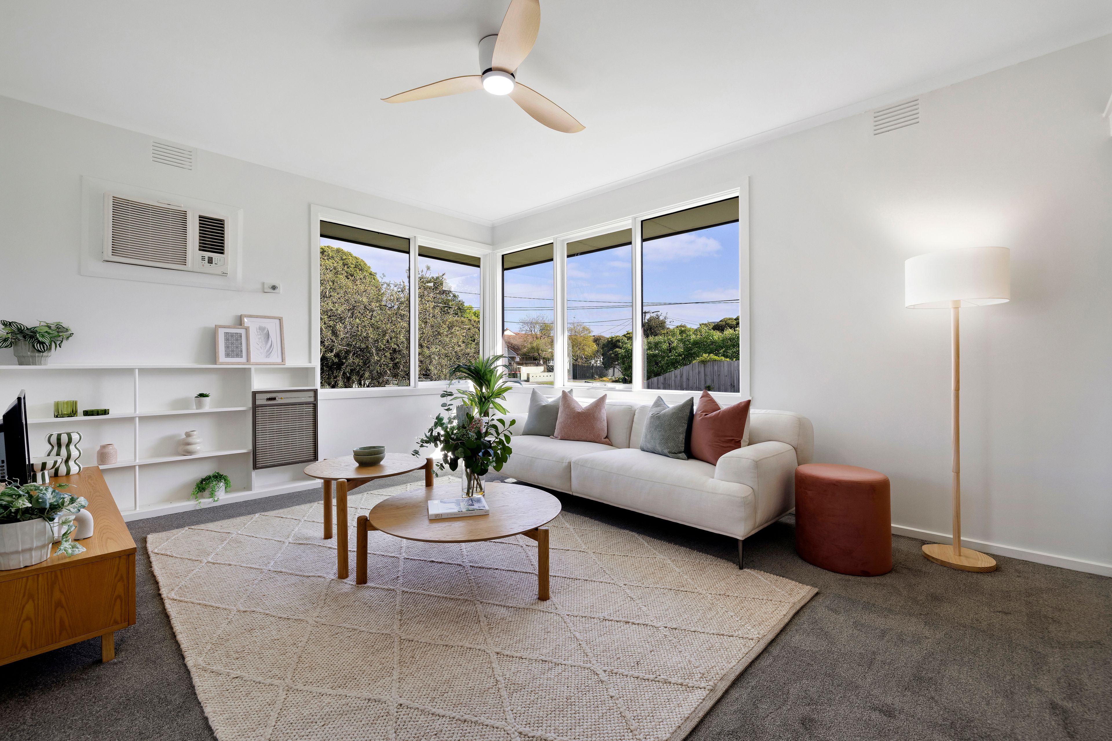 1/12 Clapham Road, Hughesdale, VIC 3166