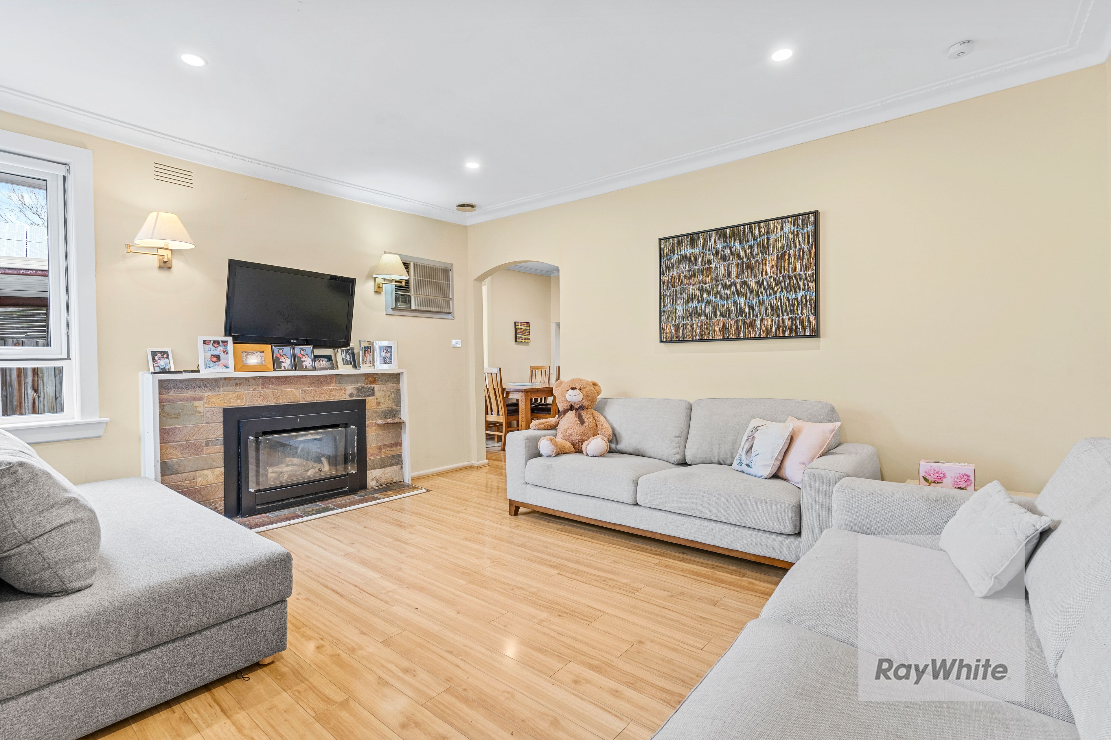 37 Noorong Avenue, Bundoora VIC 3083