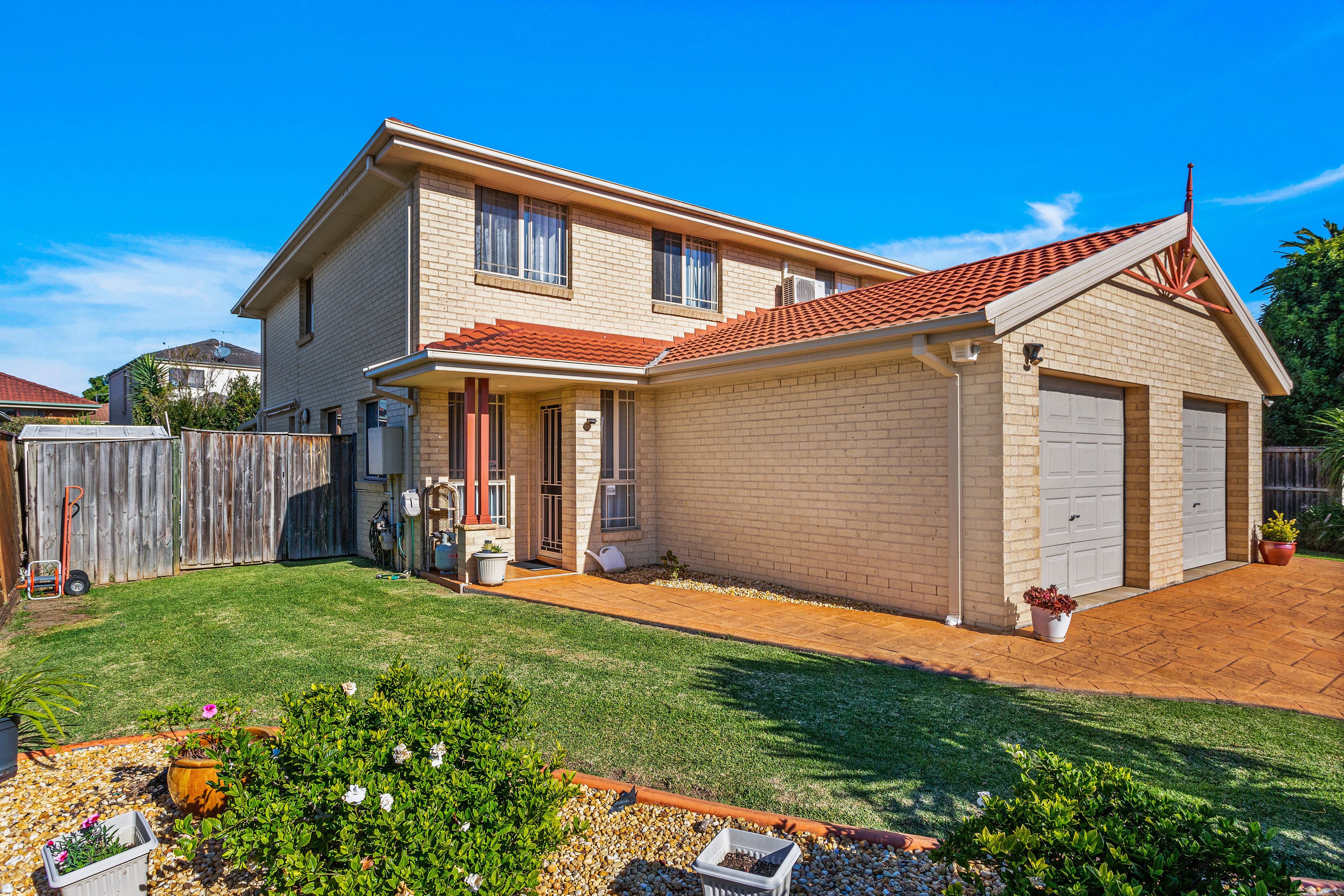 1/4 Burdekin Drive — photo from Ray White Albion Park
