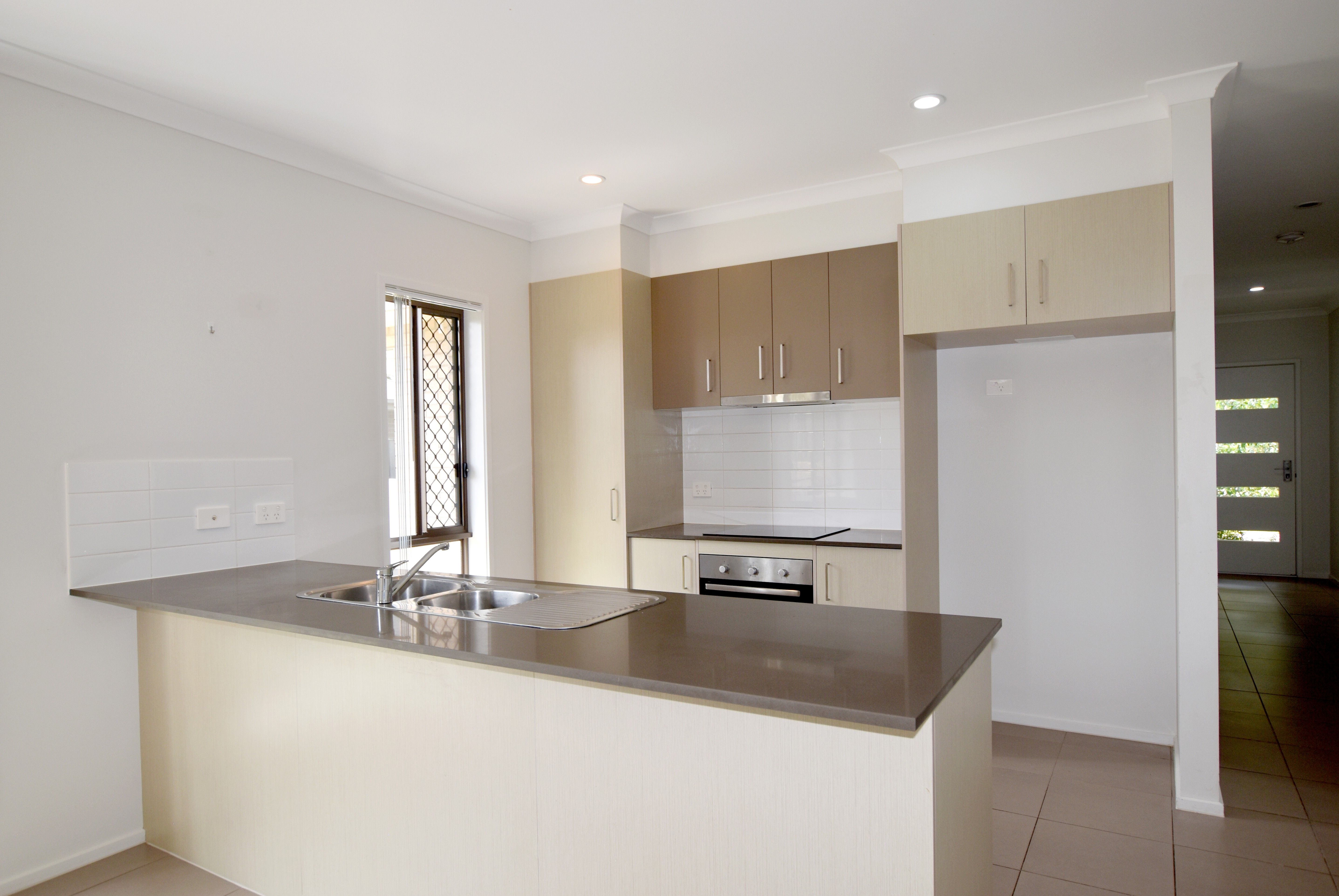 27 Lilyvale Esplanade, Boyne Island, QLD 4680