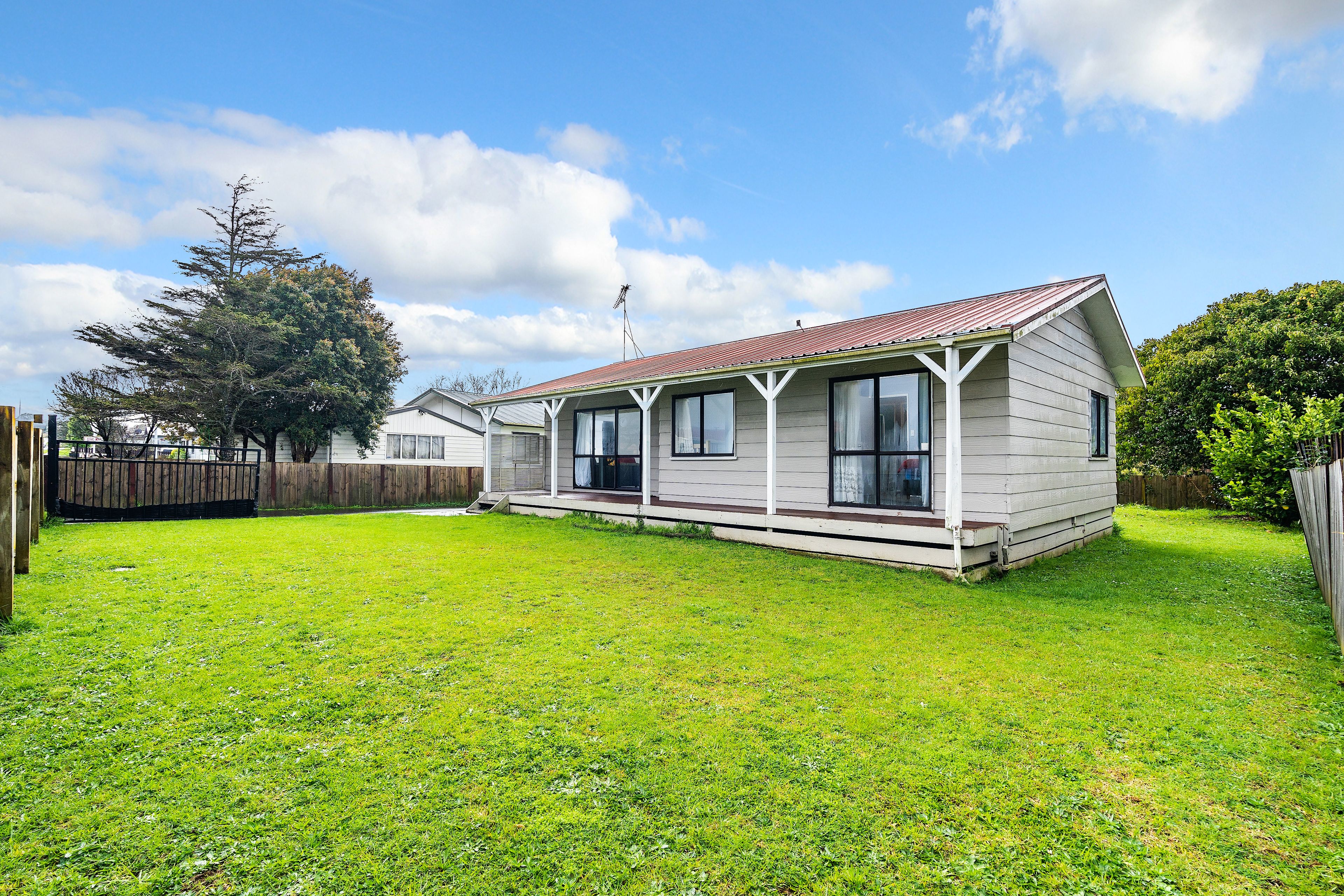 86 Shifnal Drive, Randwick Park, Manukau City