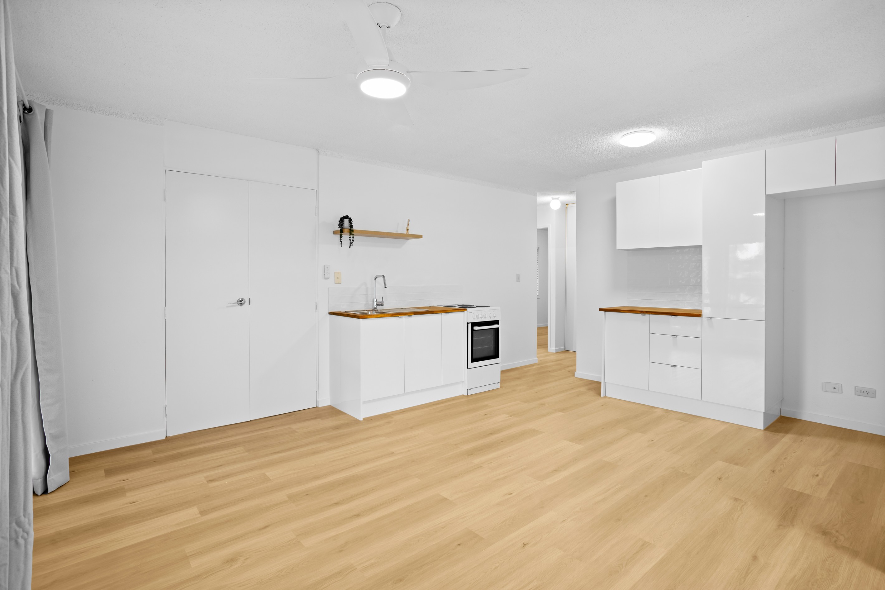 1/44 Sunrise Boulevard, Surfers Paradise, QLD 4217