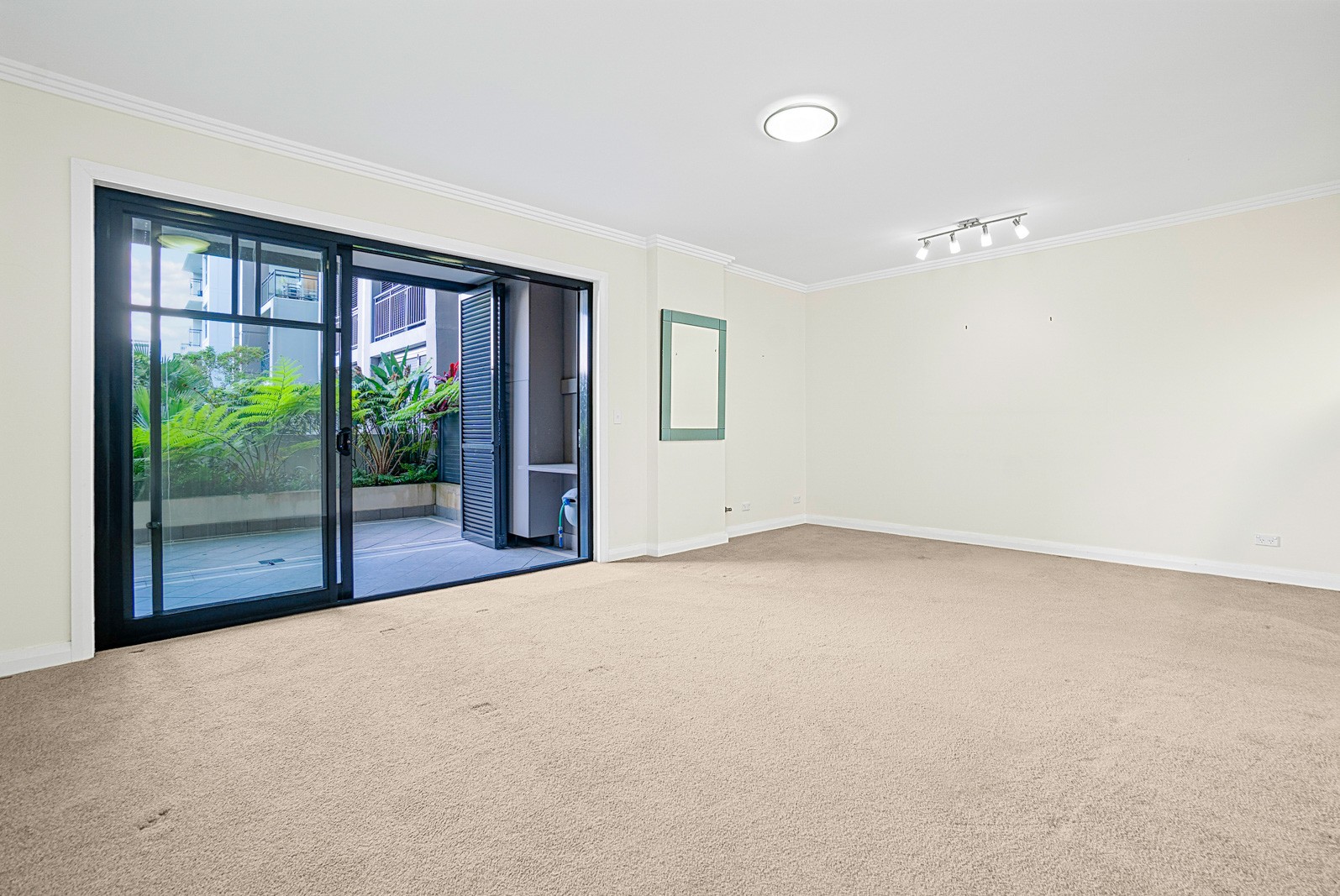 77/141 Bowden Street, Meadowbank, NSW 2114