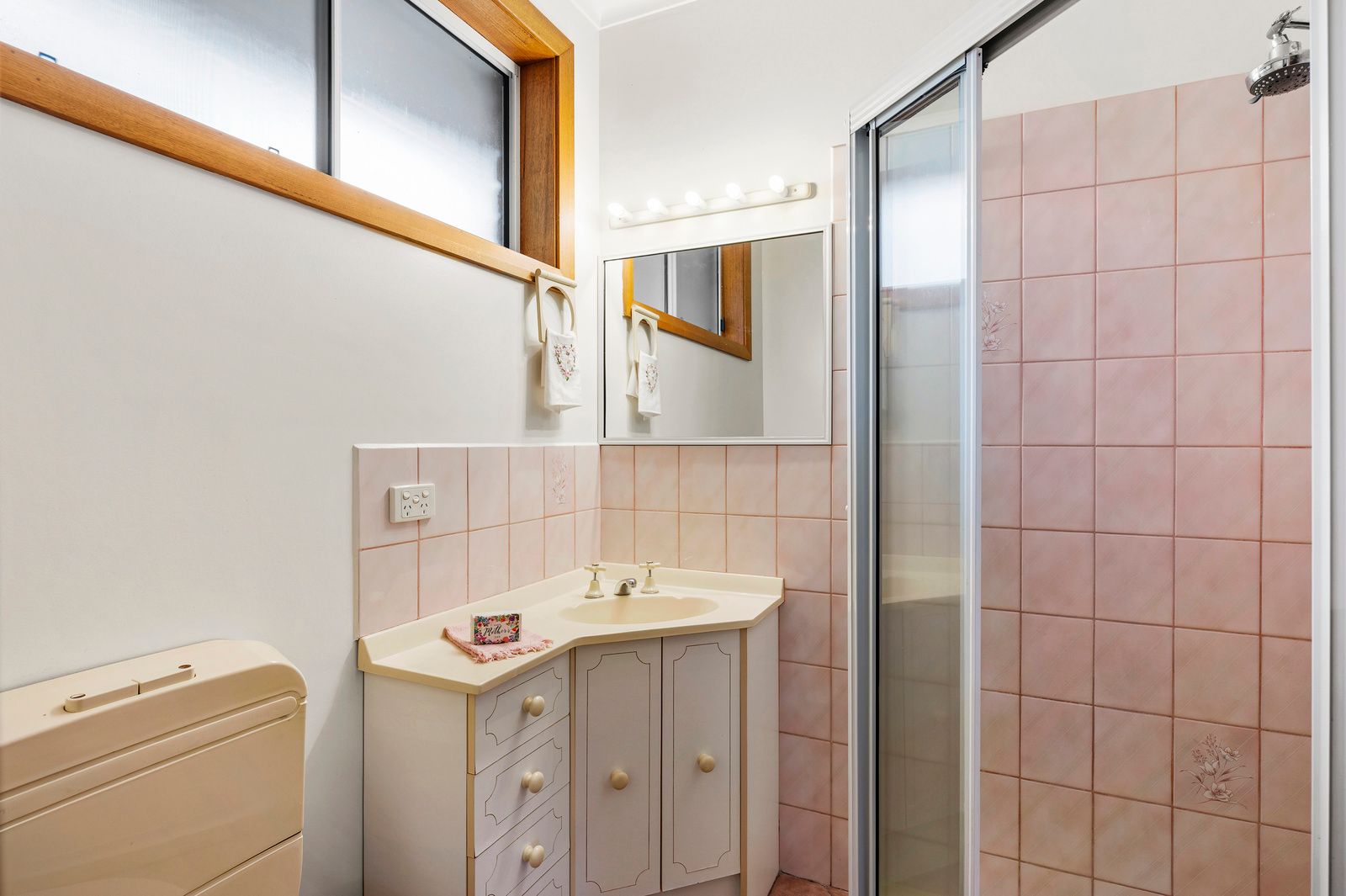 14 McConnan Street — photo 12 of 17