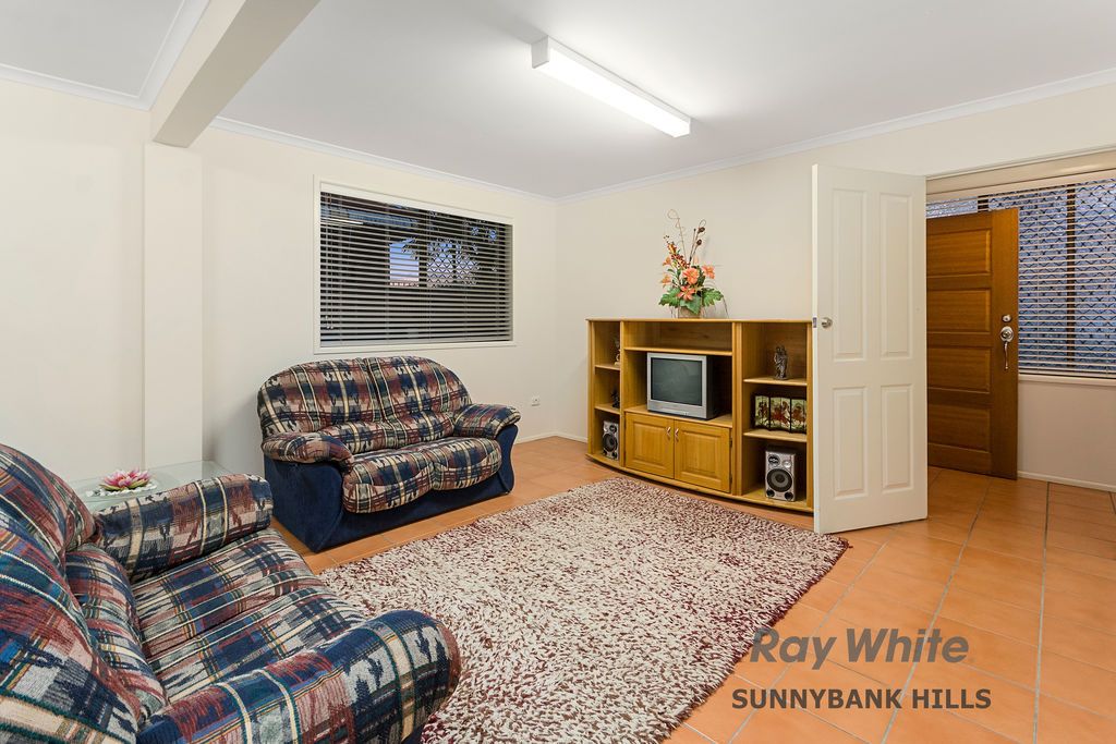 27 TEROWI Street, Sunnybank Hills, QLD 4109