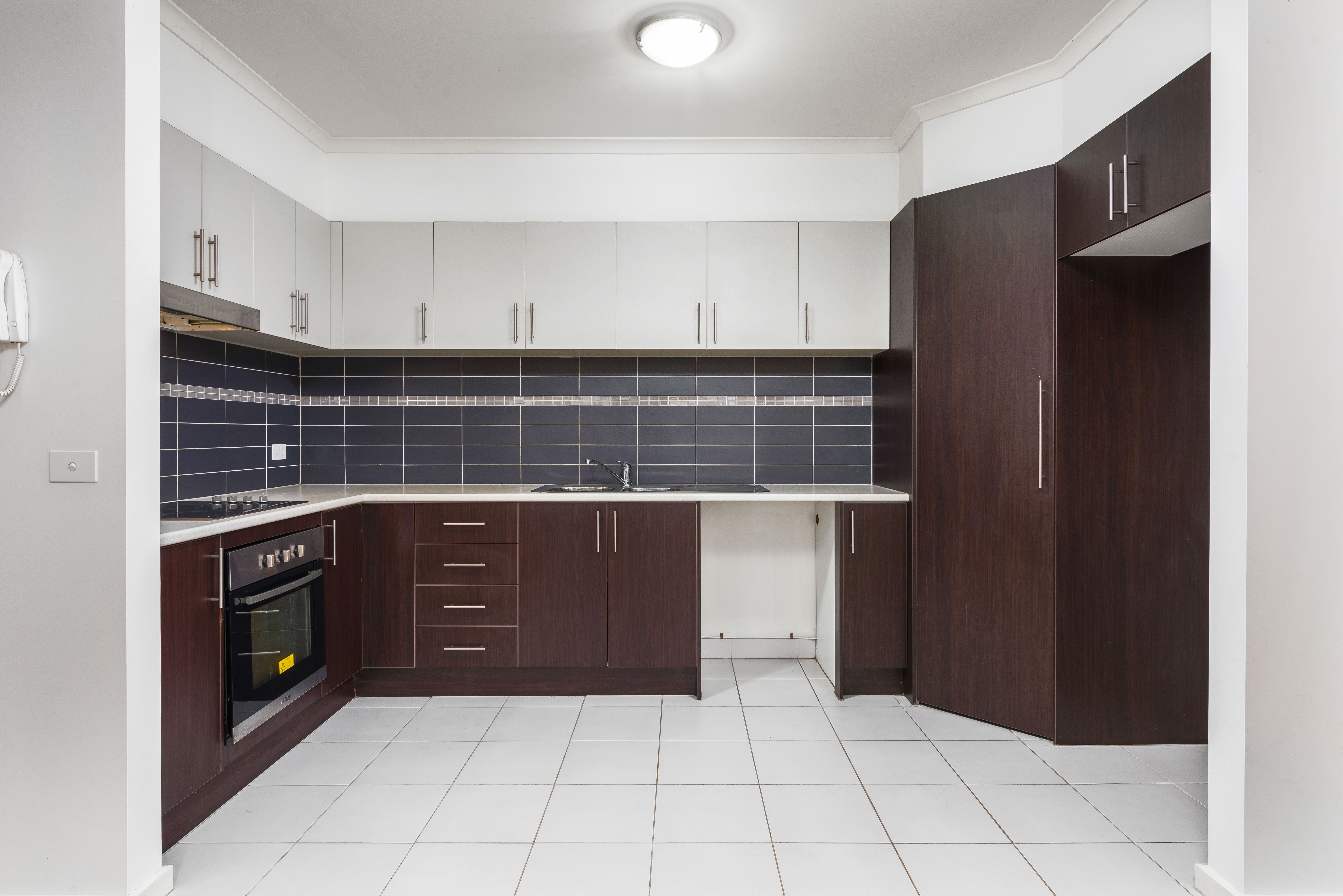 8/3 Wardens Walk, Coburg, VIC 3058