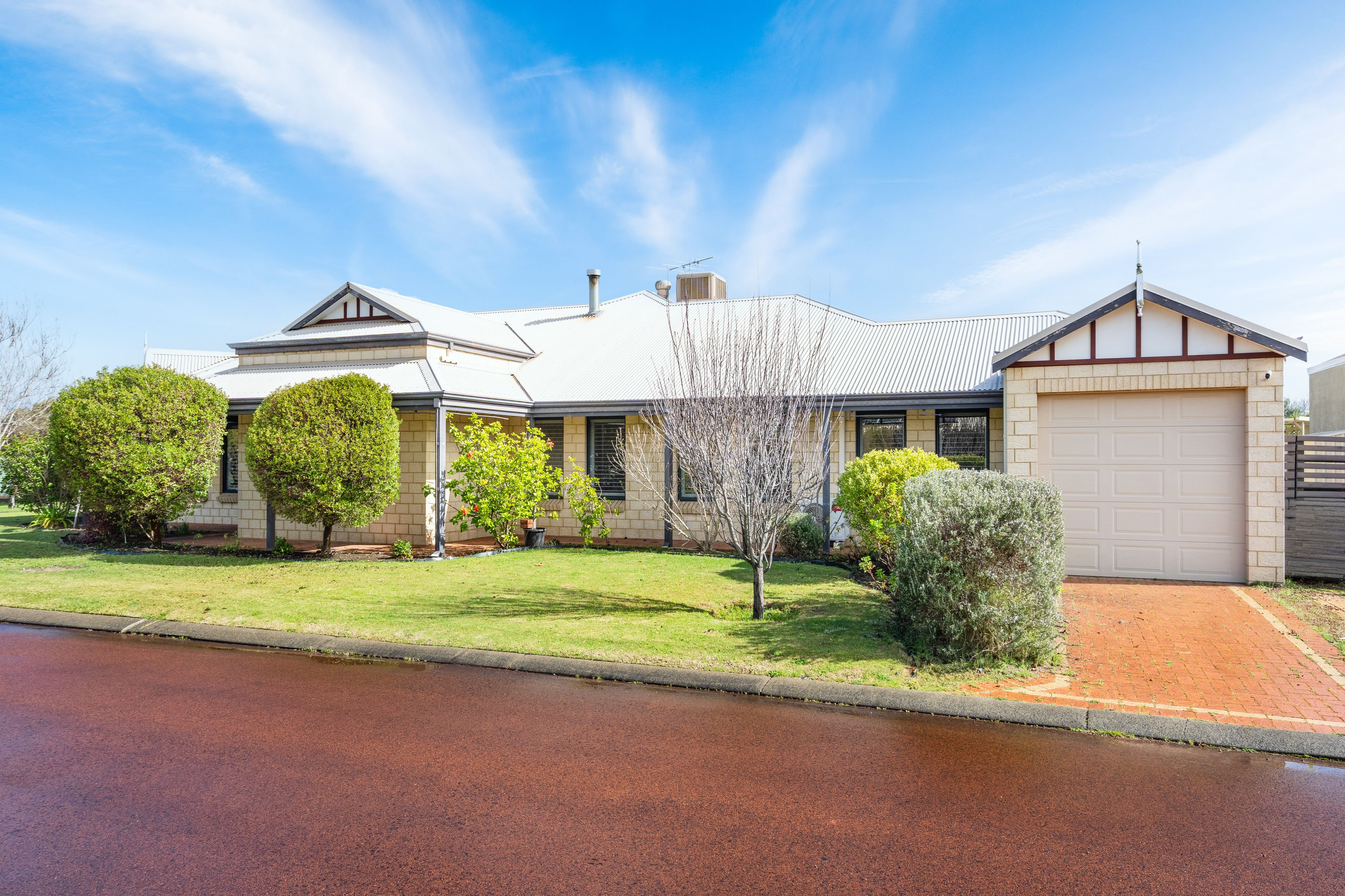 43 Haifordshire Loop, West Busselton, WA 6280