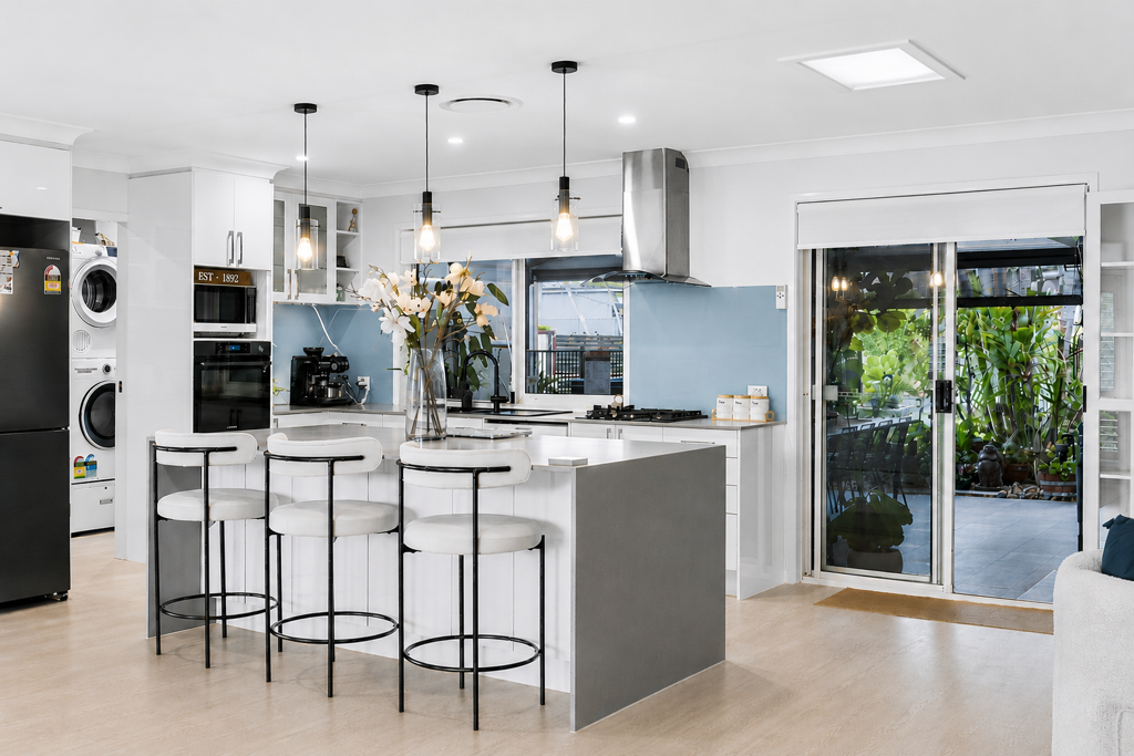 2 Lyrebird Street — photo 4 of 23