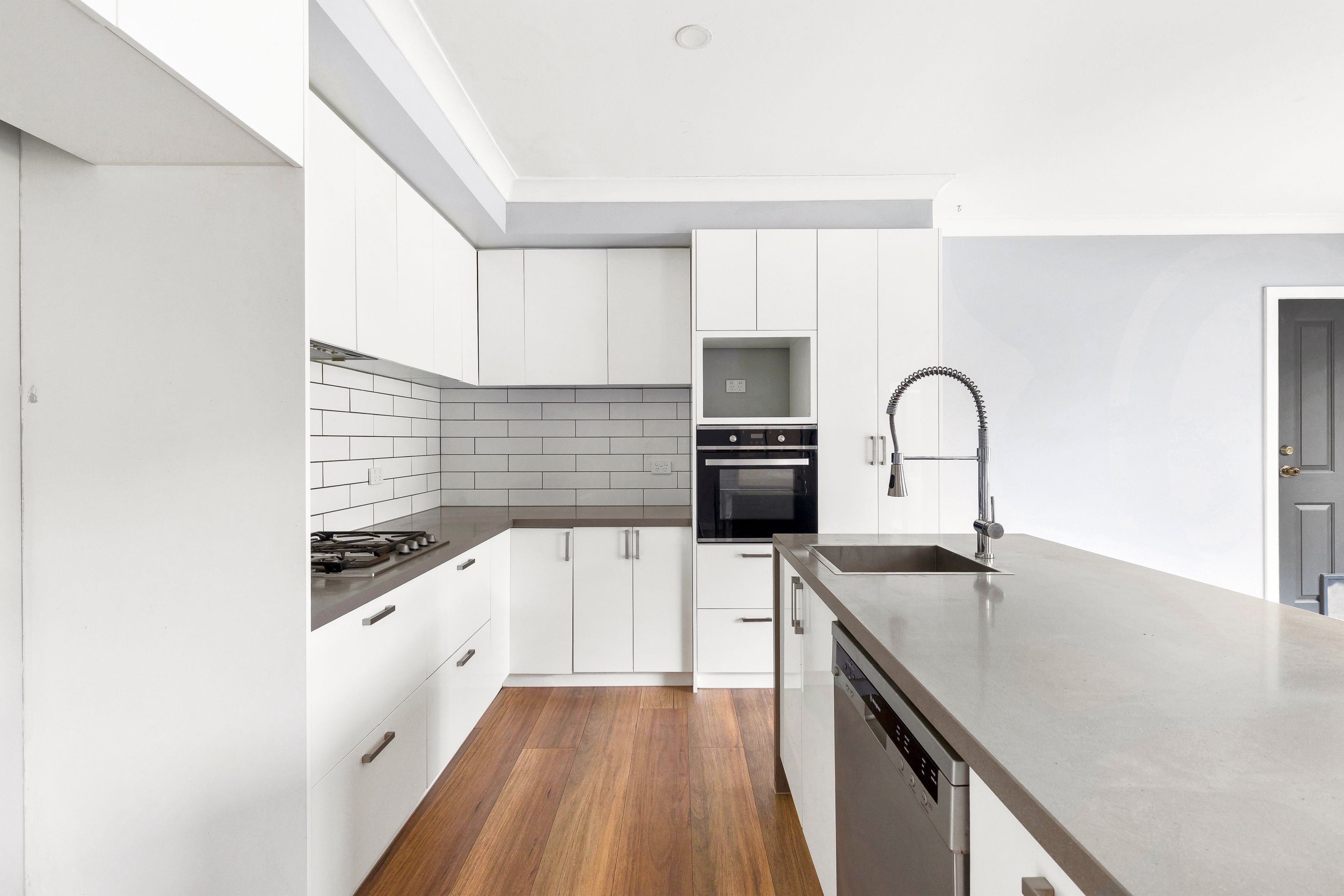 4/507 Pascoe Vale Road — photo 6 of 16