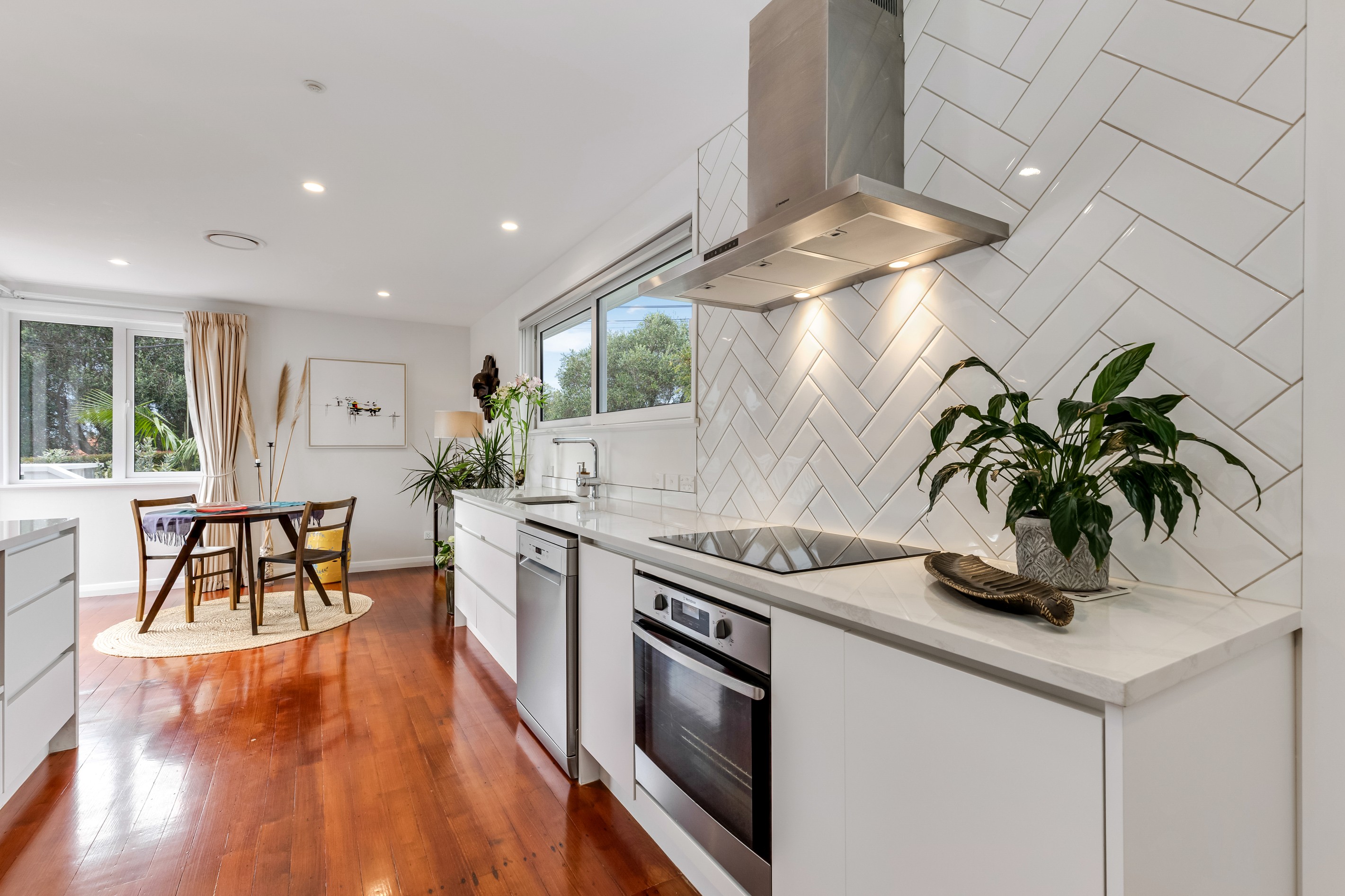 8 Martin Place, Panmure, Auckland City