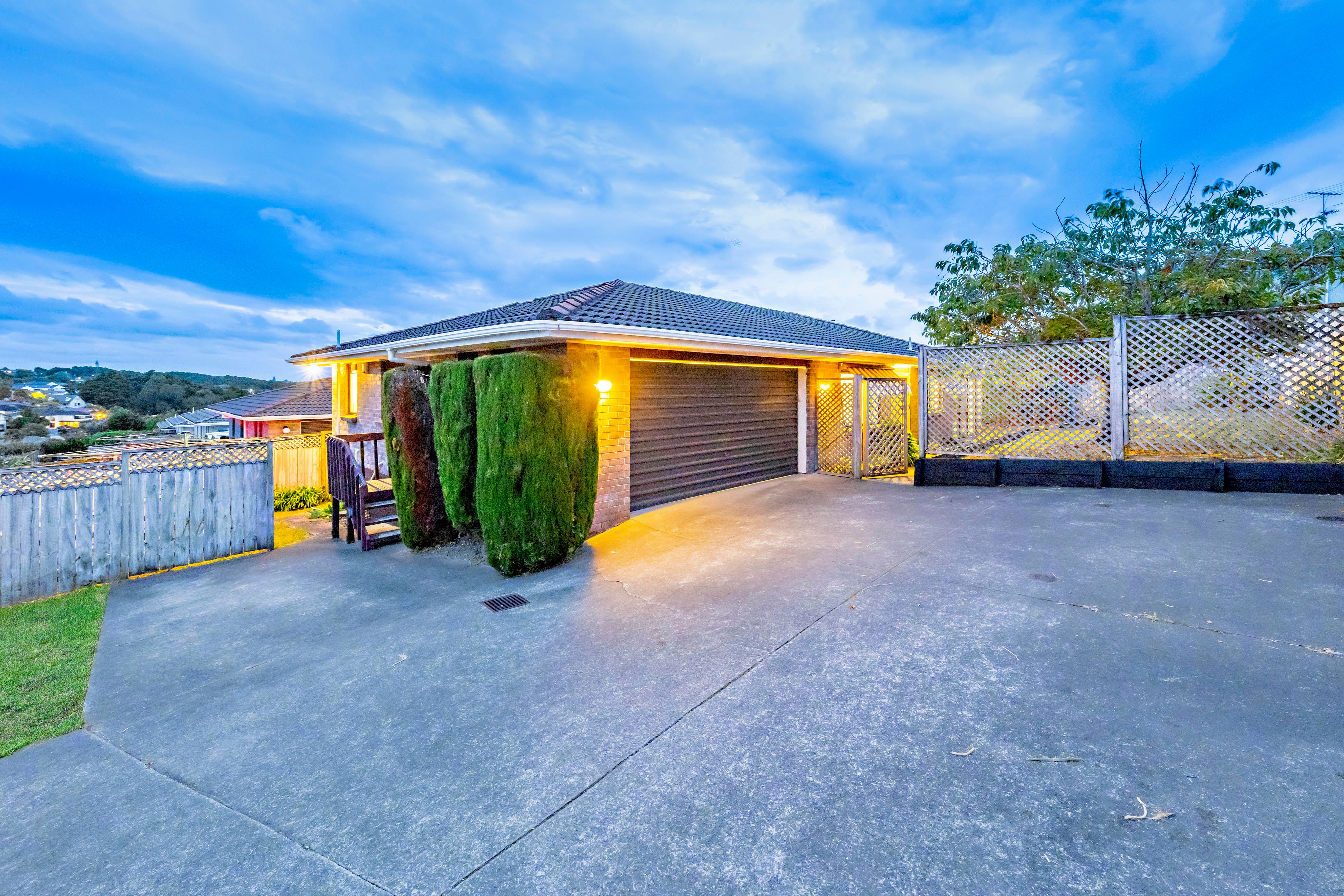 3/51 Redoubt Road, Goodwood Heights, Manukau City